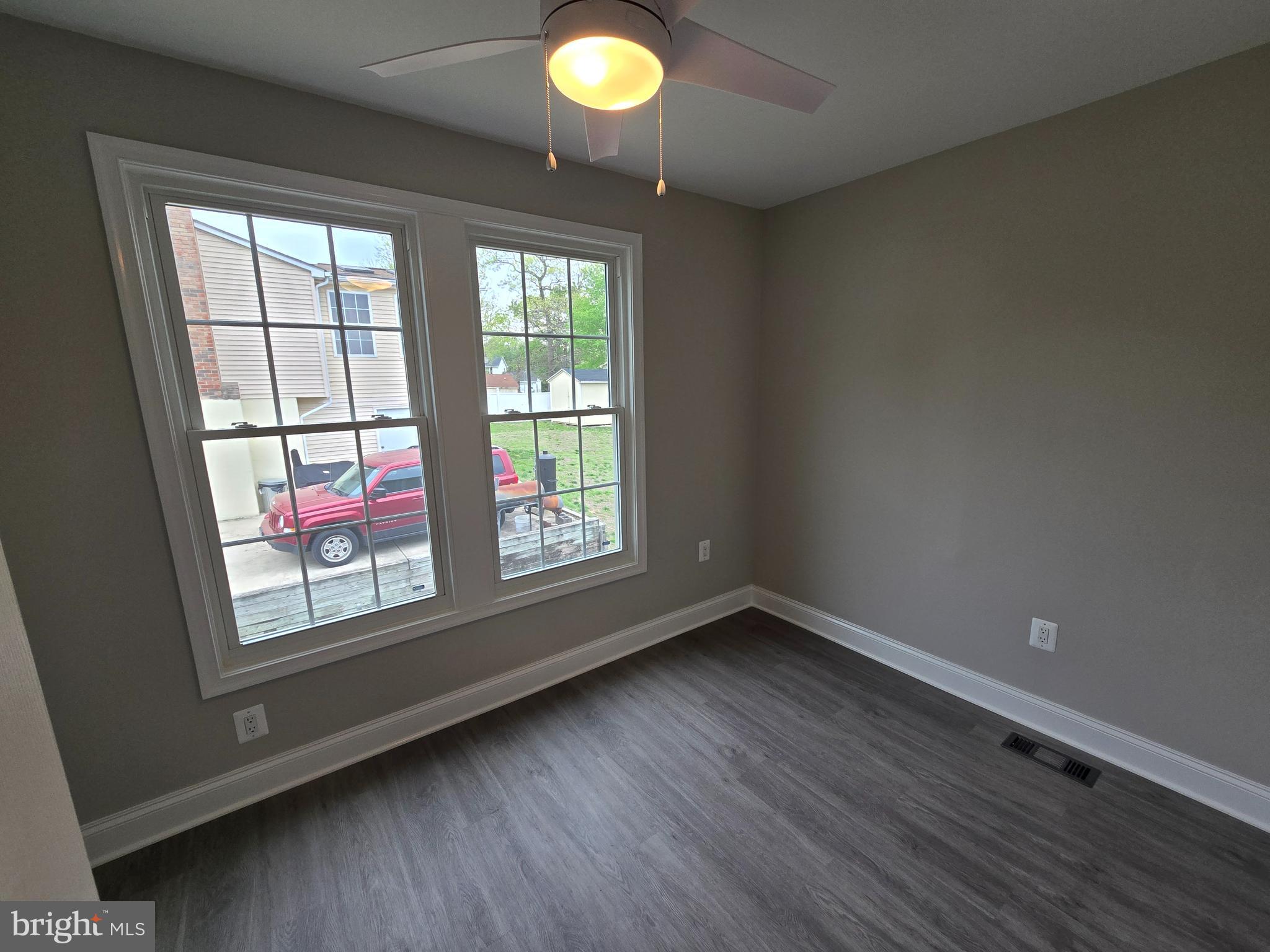 FOX RUN ESTATES - Residential