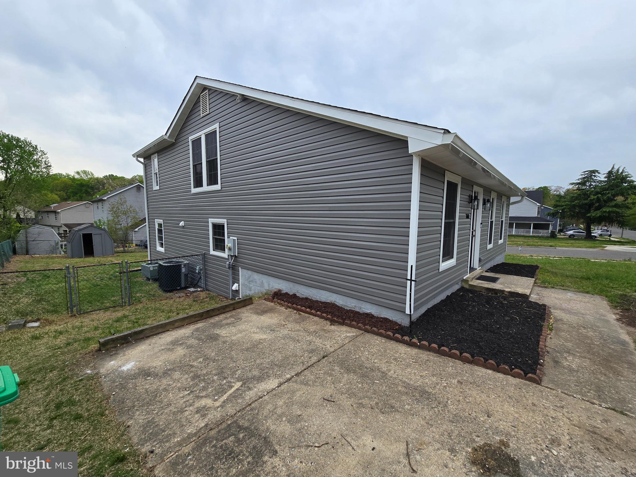 FOX RUN ESTATES - Residential