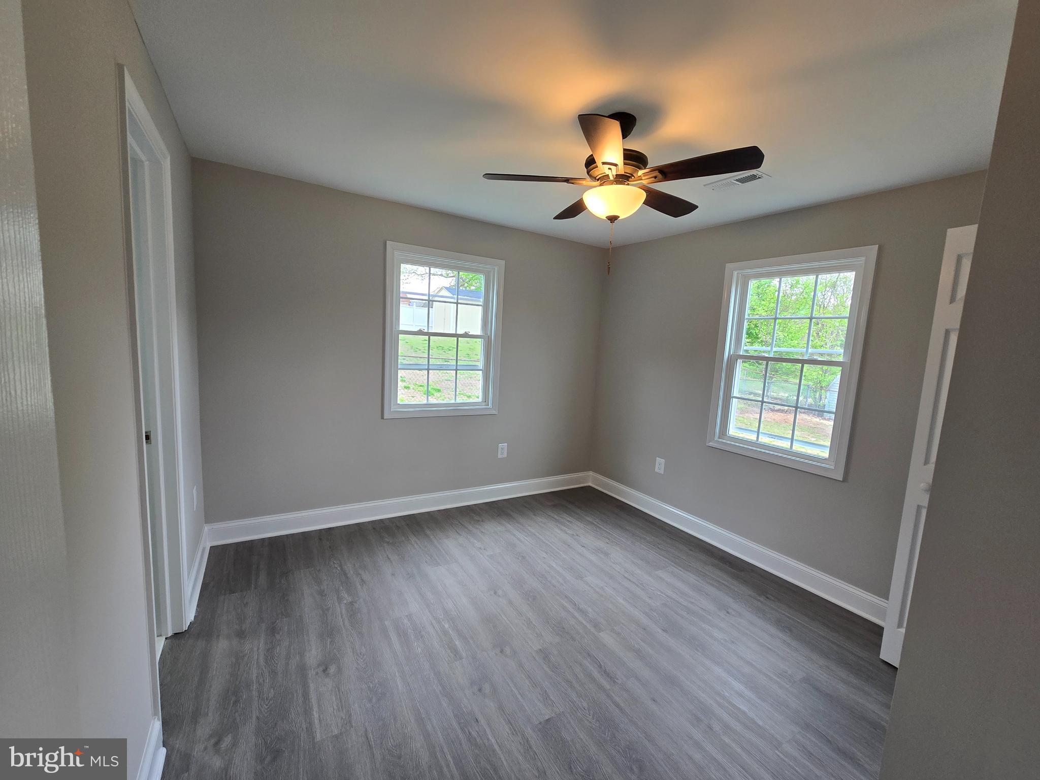 FOX RUN ESTATES - Residential