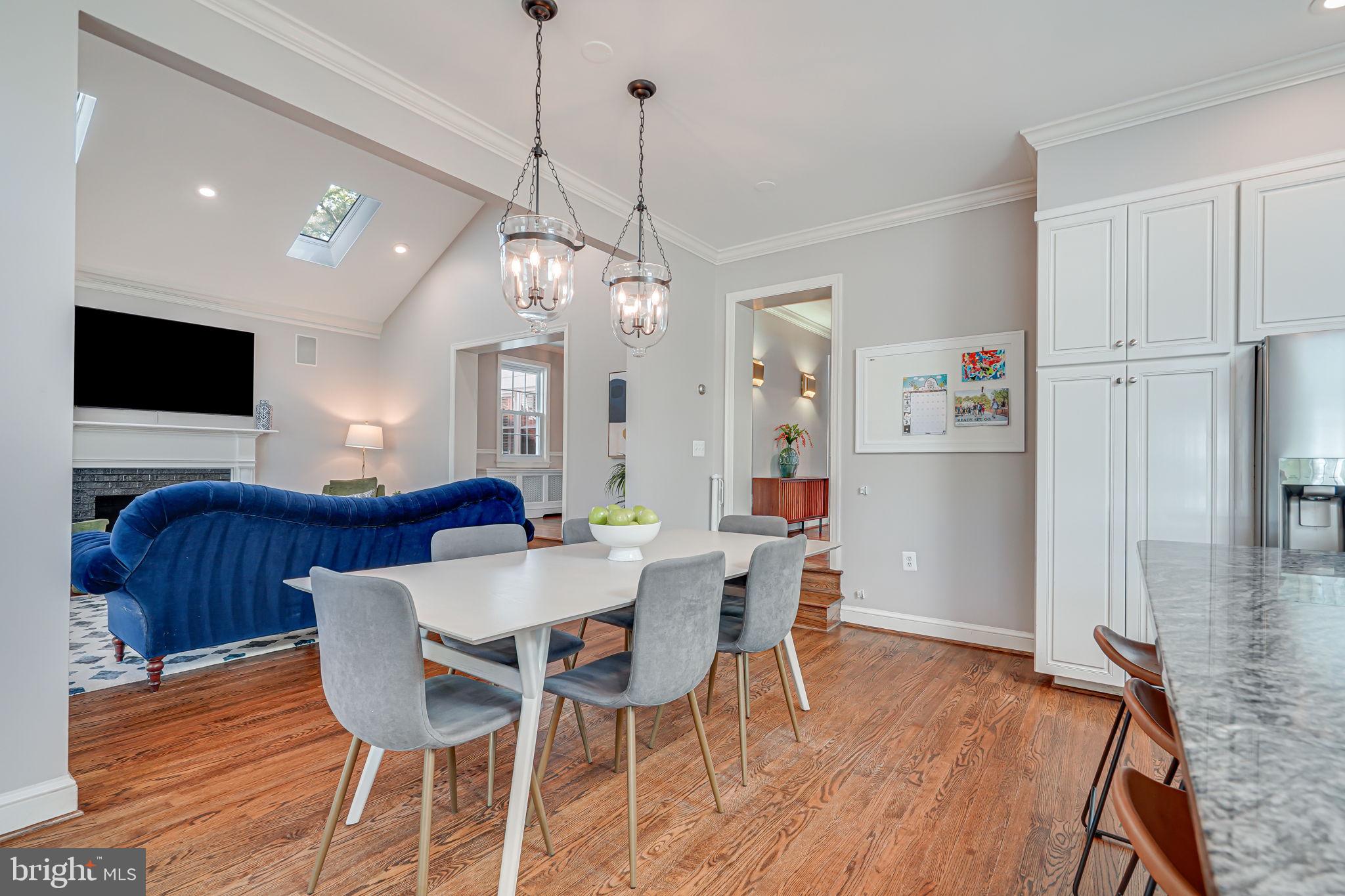 ROSEMONT - Residential