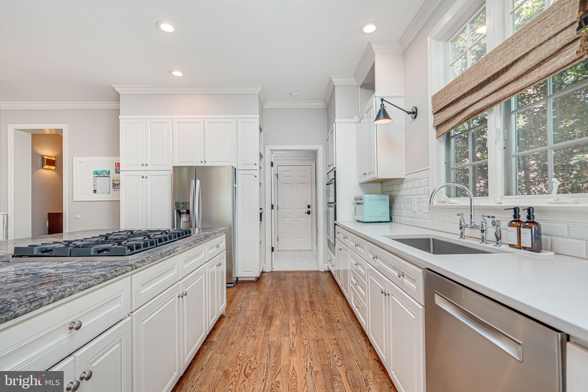 ROSEMONT - Residential