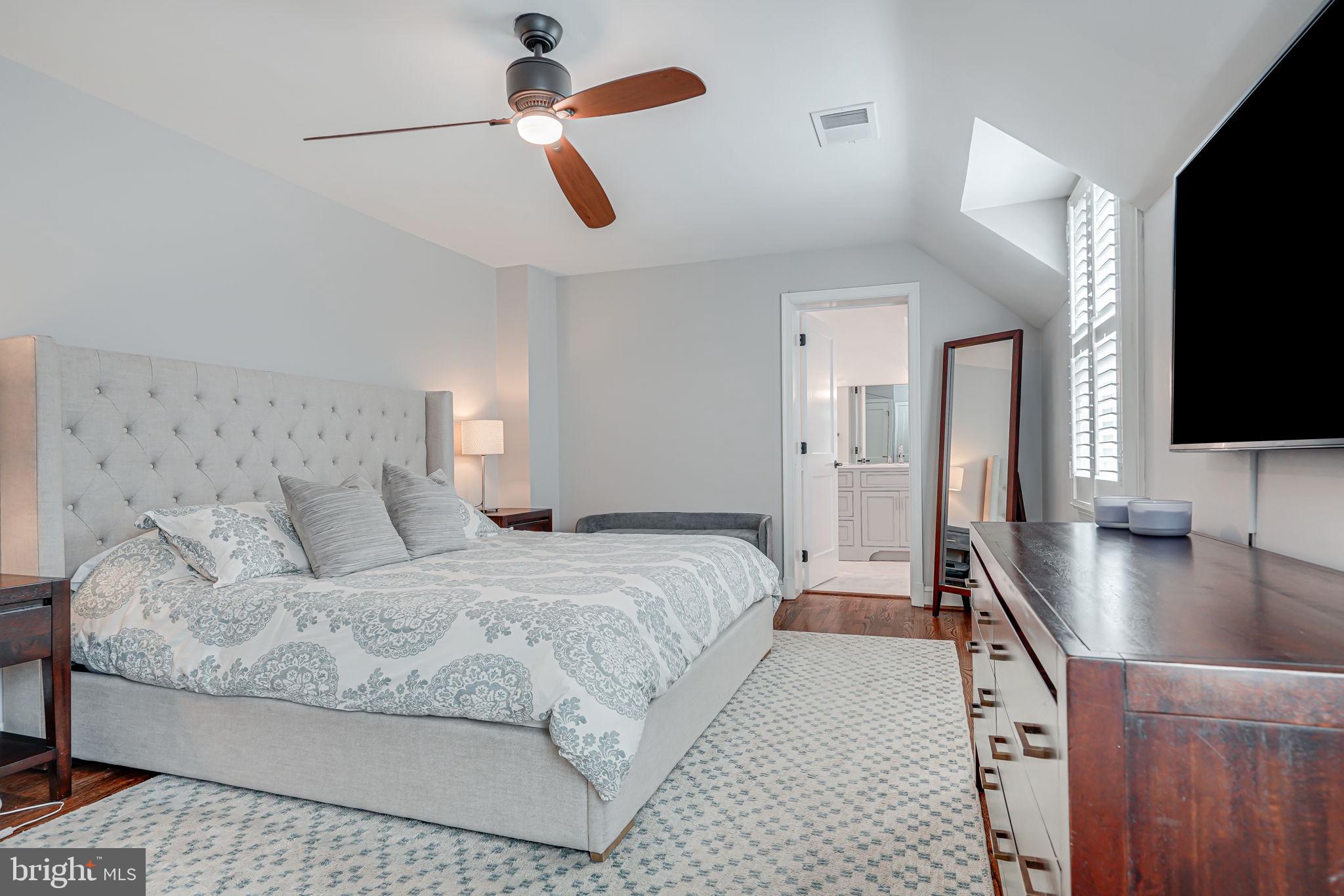 ROSEMONT - Residential