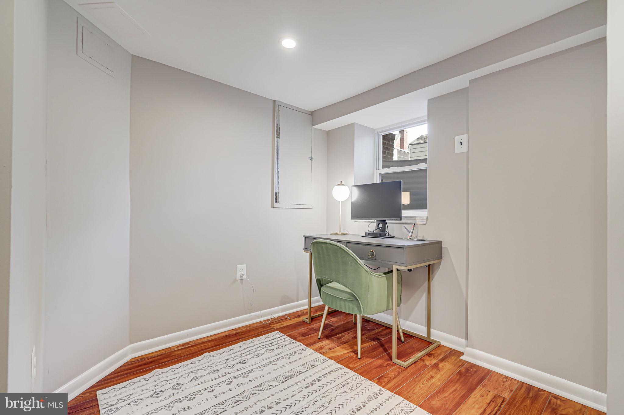 ROSEMONT - Residential