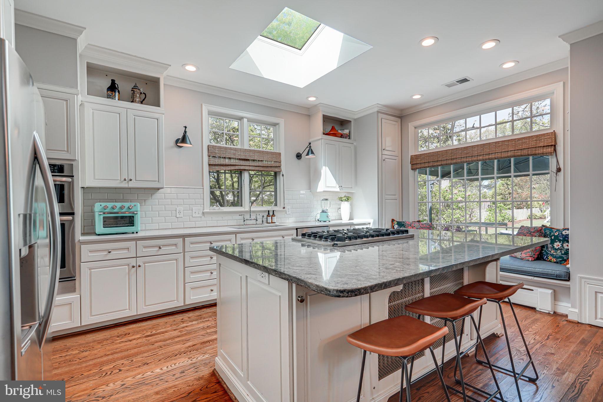 ROSEMONT - Residential