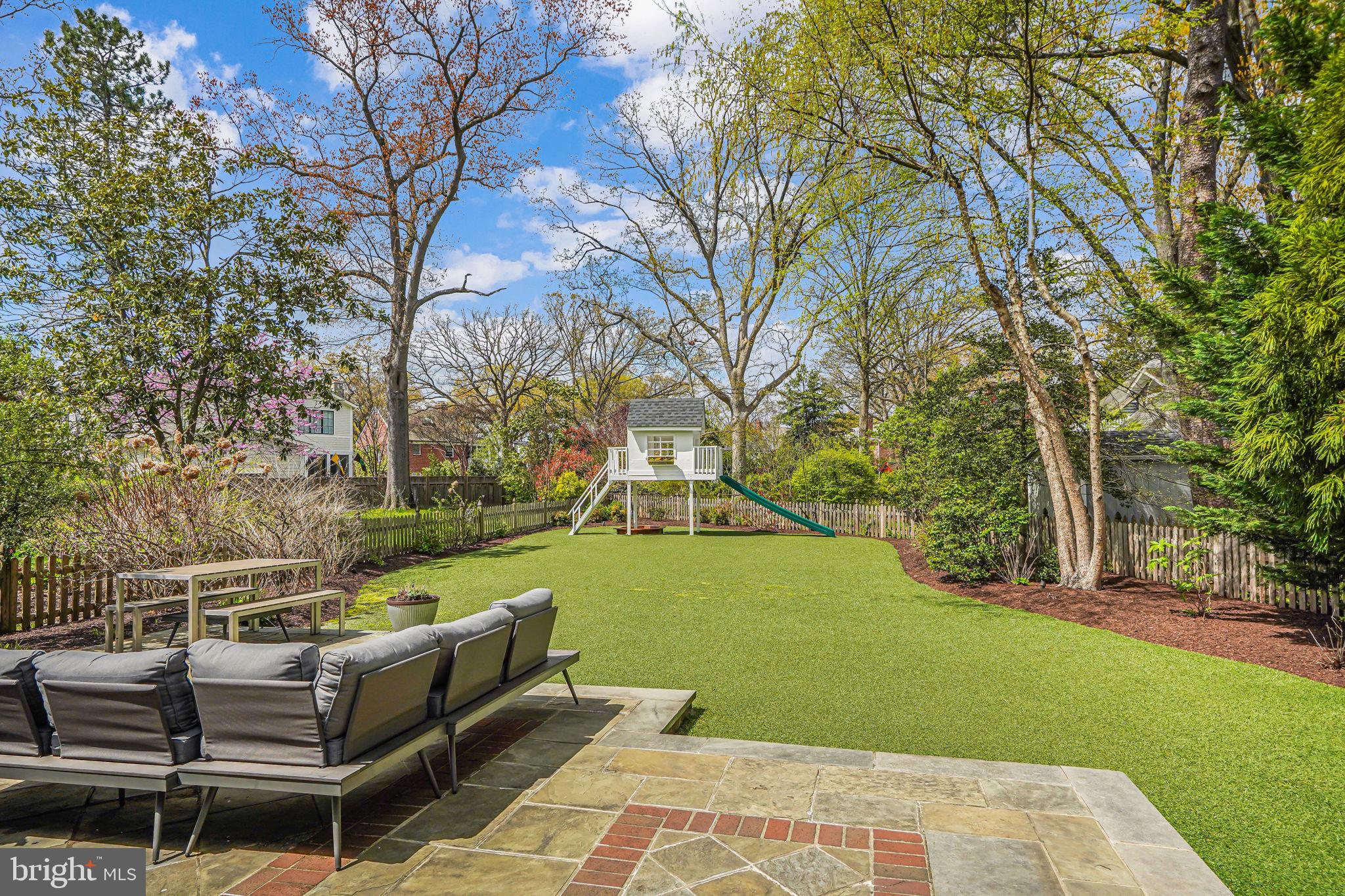 ROSEMONT - Residential