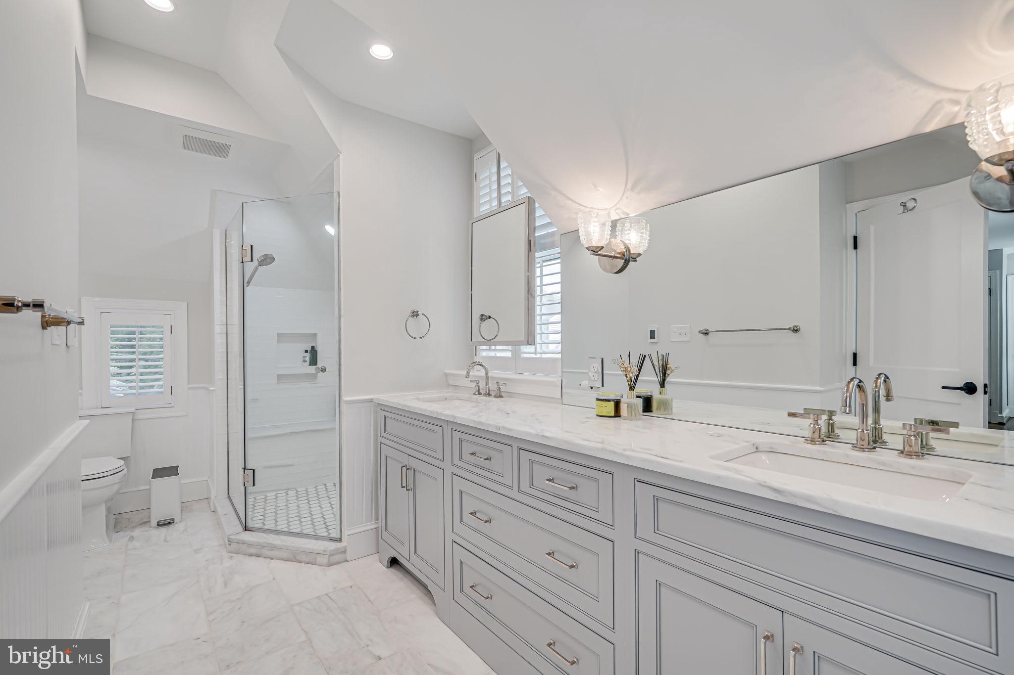 ROSEMONT - Residential