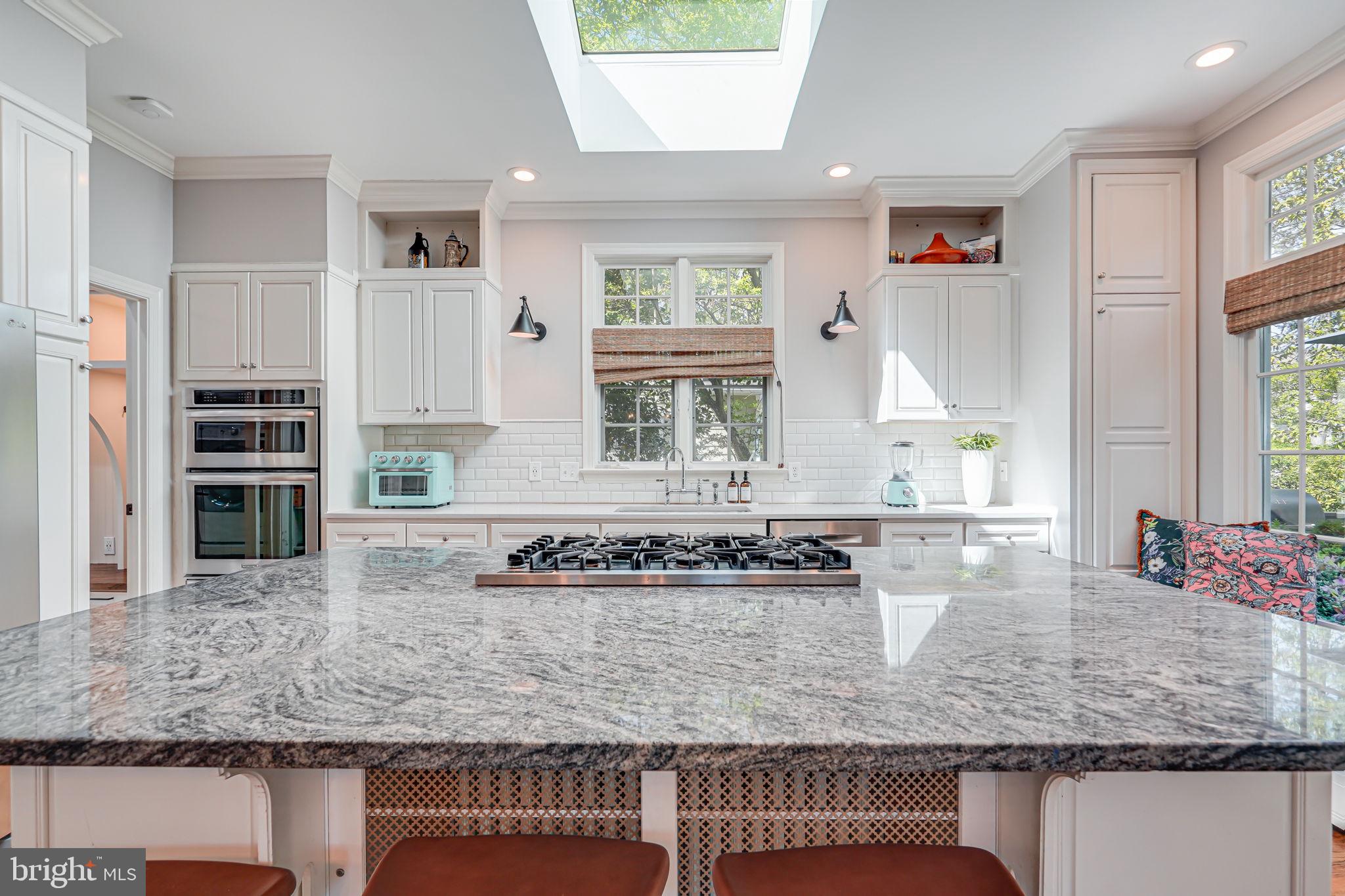 ROSEMONT - Residential