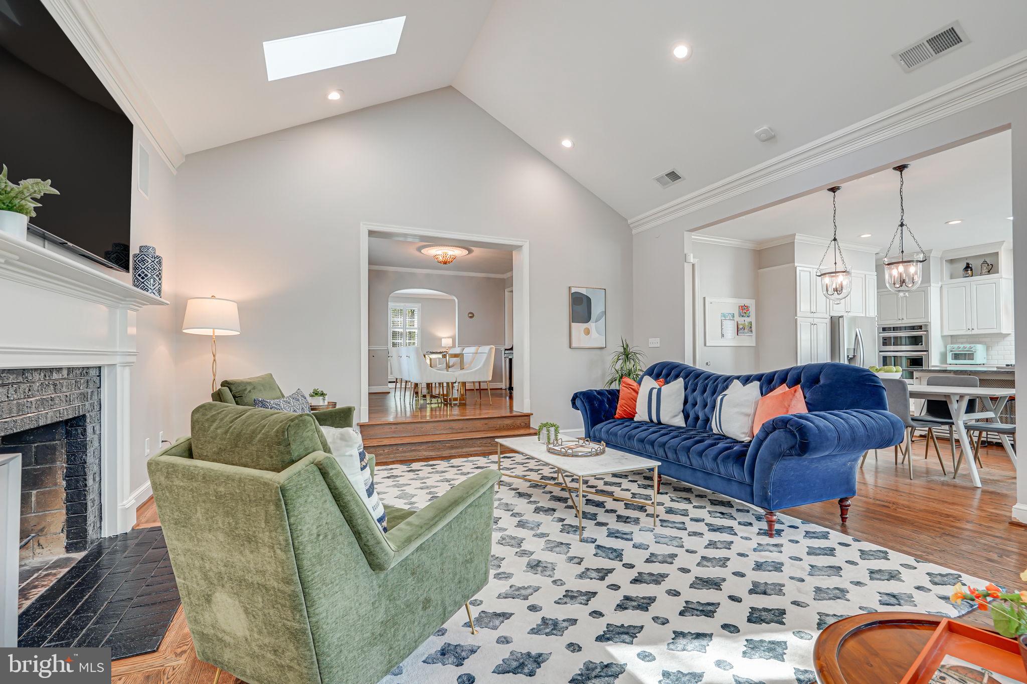 ROSEMONT - Residential