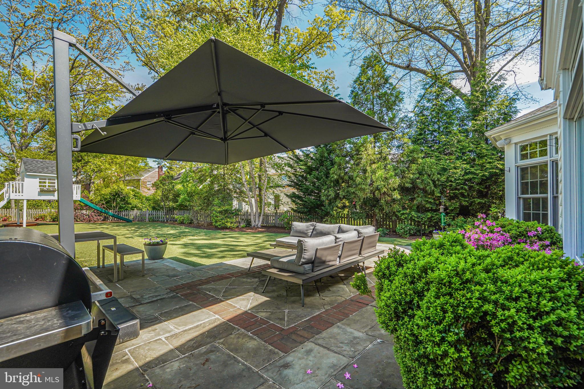 ROSEMONT - Residential