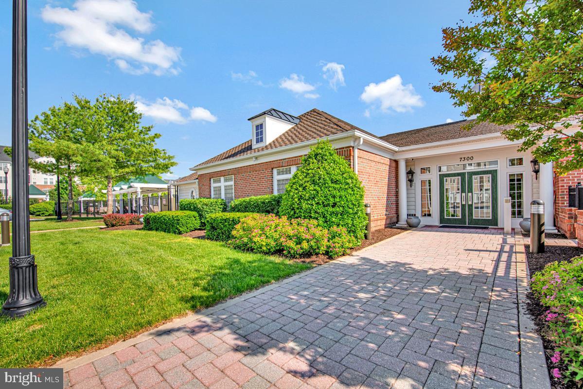 GATHERINGS AT LYNDWOOD - Residential