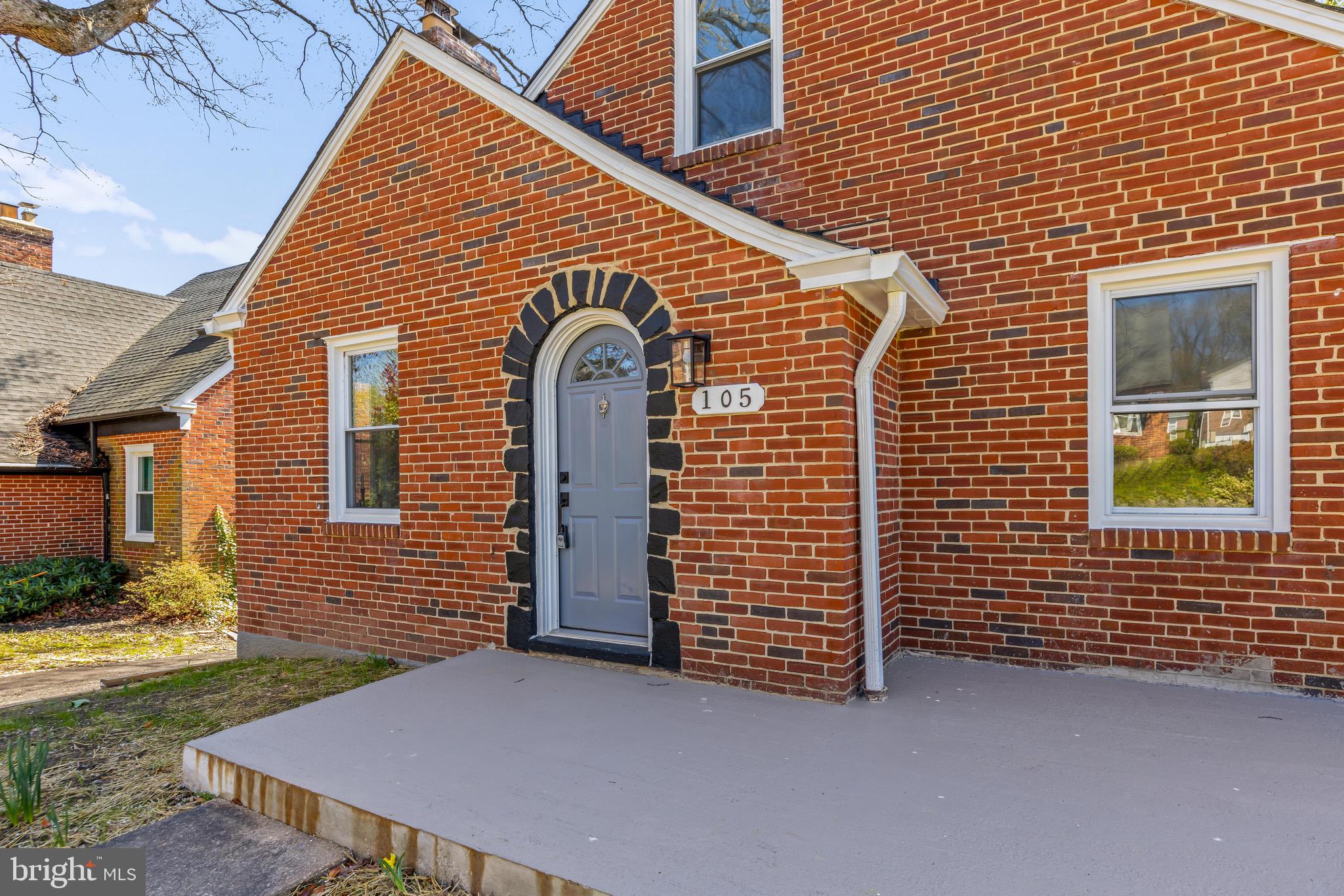 OVERLEA MANOR - Residential