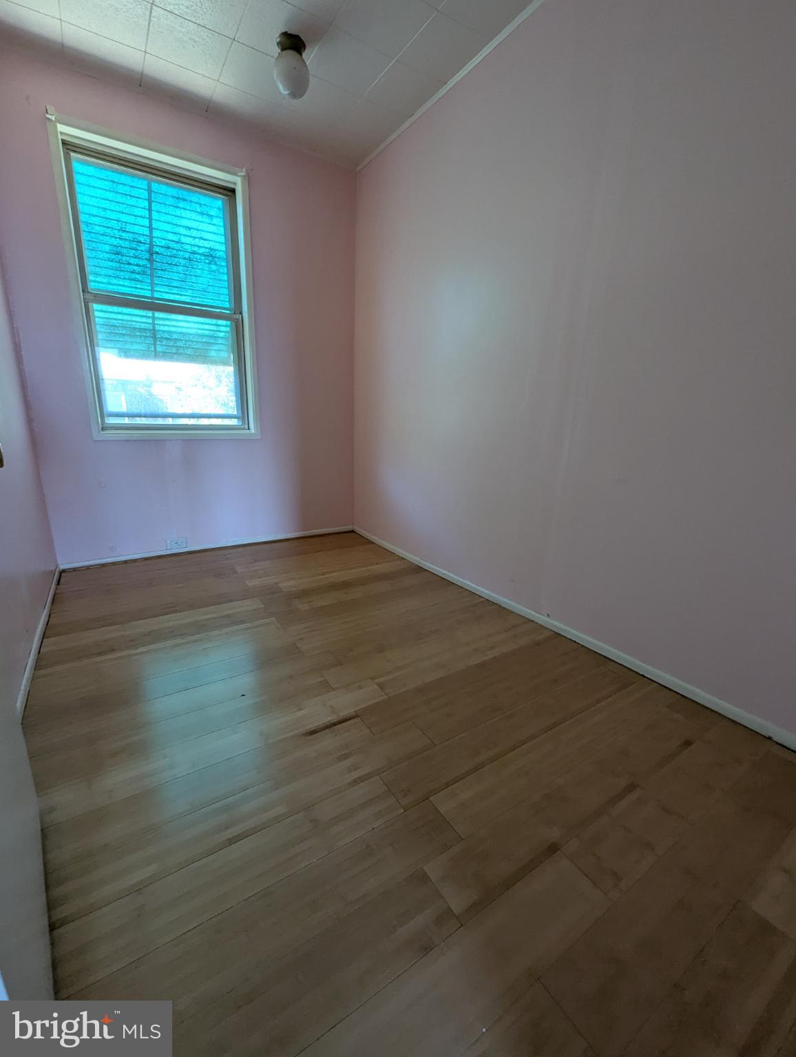 ELMWOOD PARK - Residential