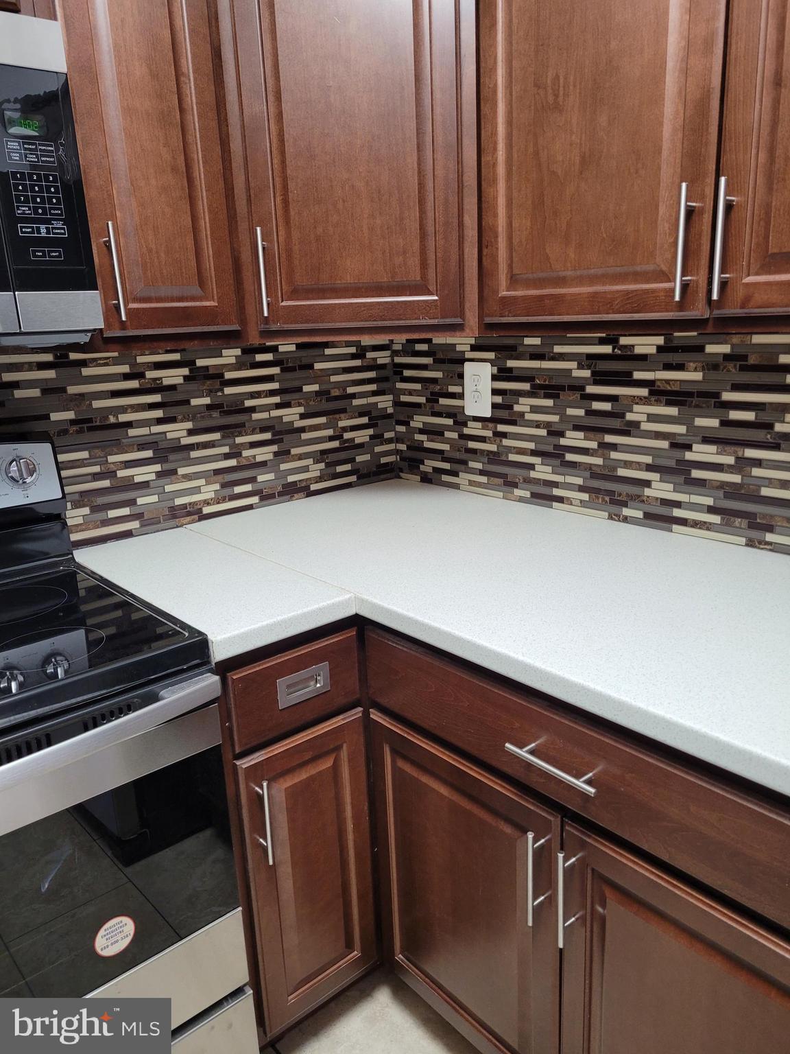 KINGS CONTRIVANCE - Residential Lease