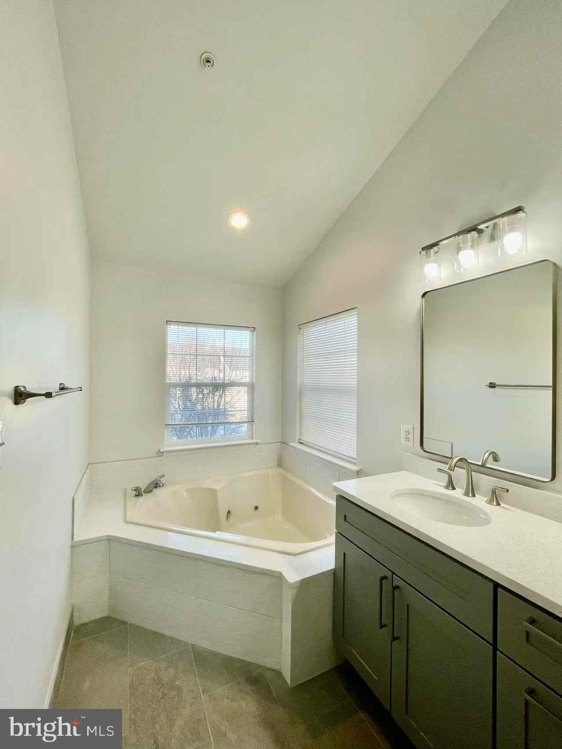 FOUNTAIN HILLS - Residential Lease