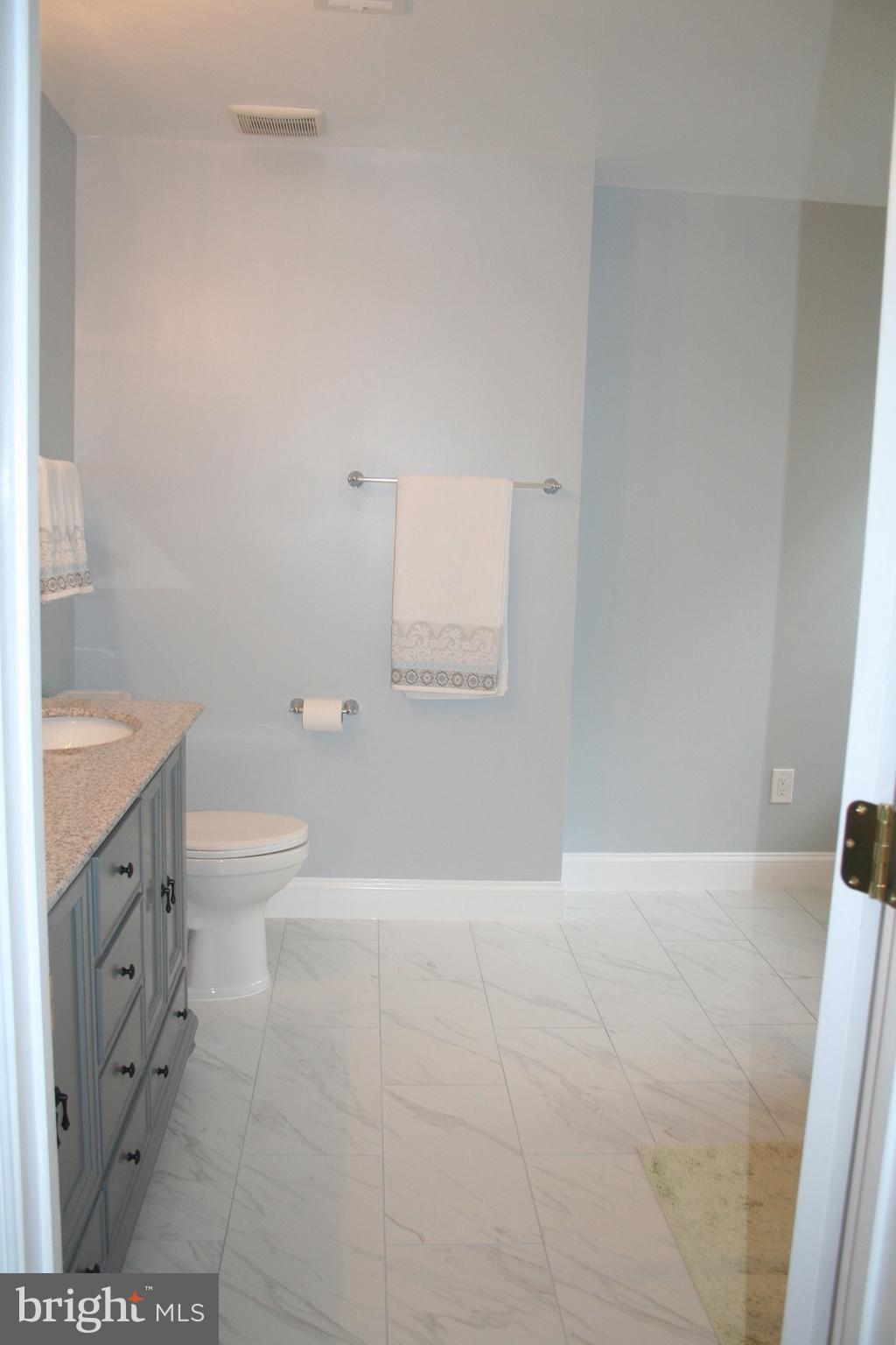 VILLAGES AT SAYBROOKE - Residential Lease