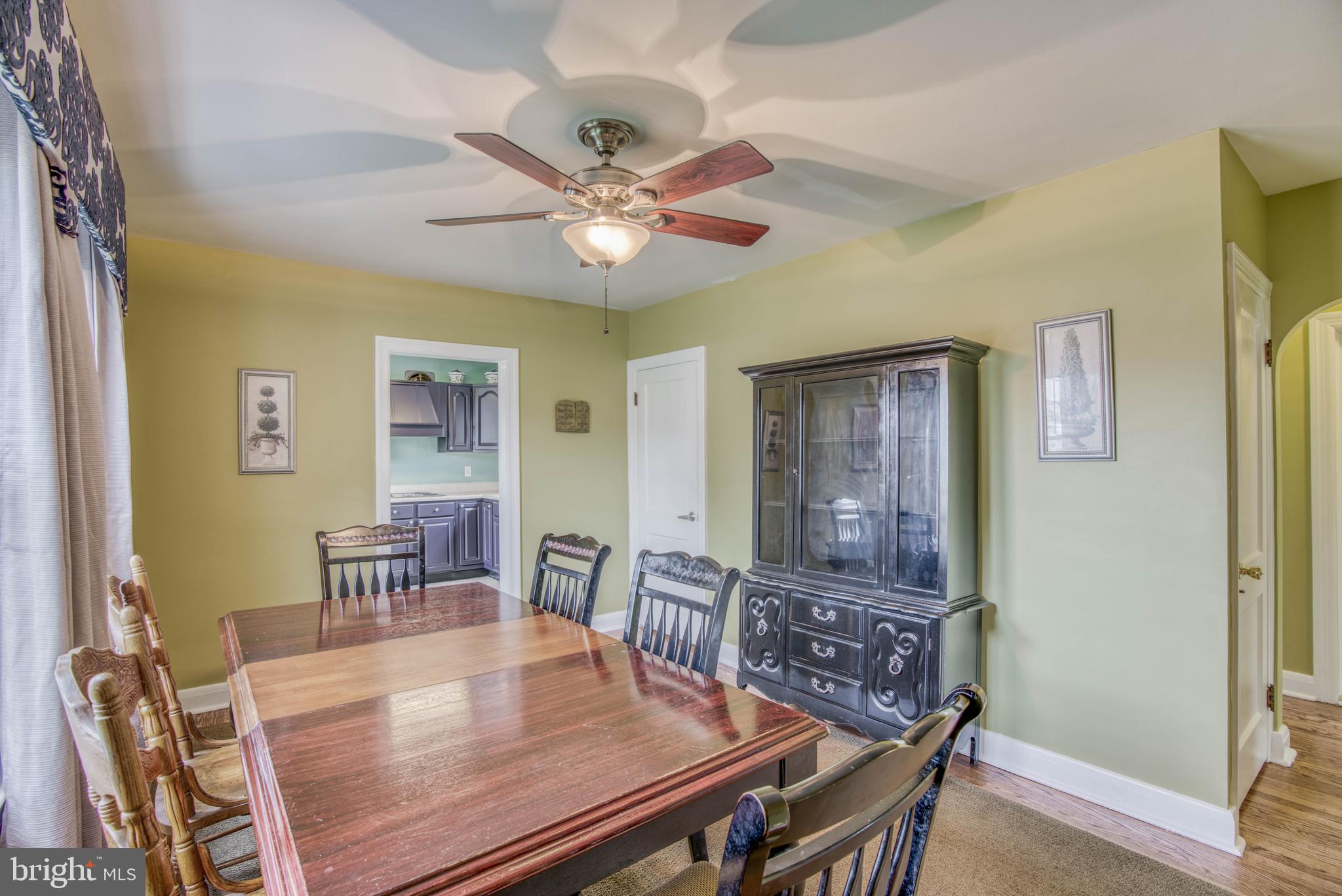 ROLAND TERRACE - Residential