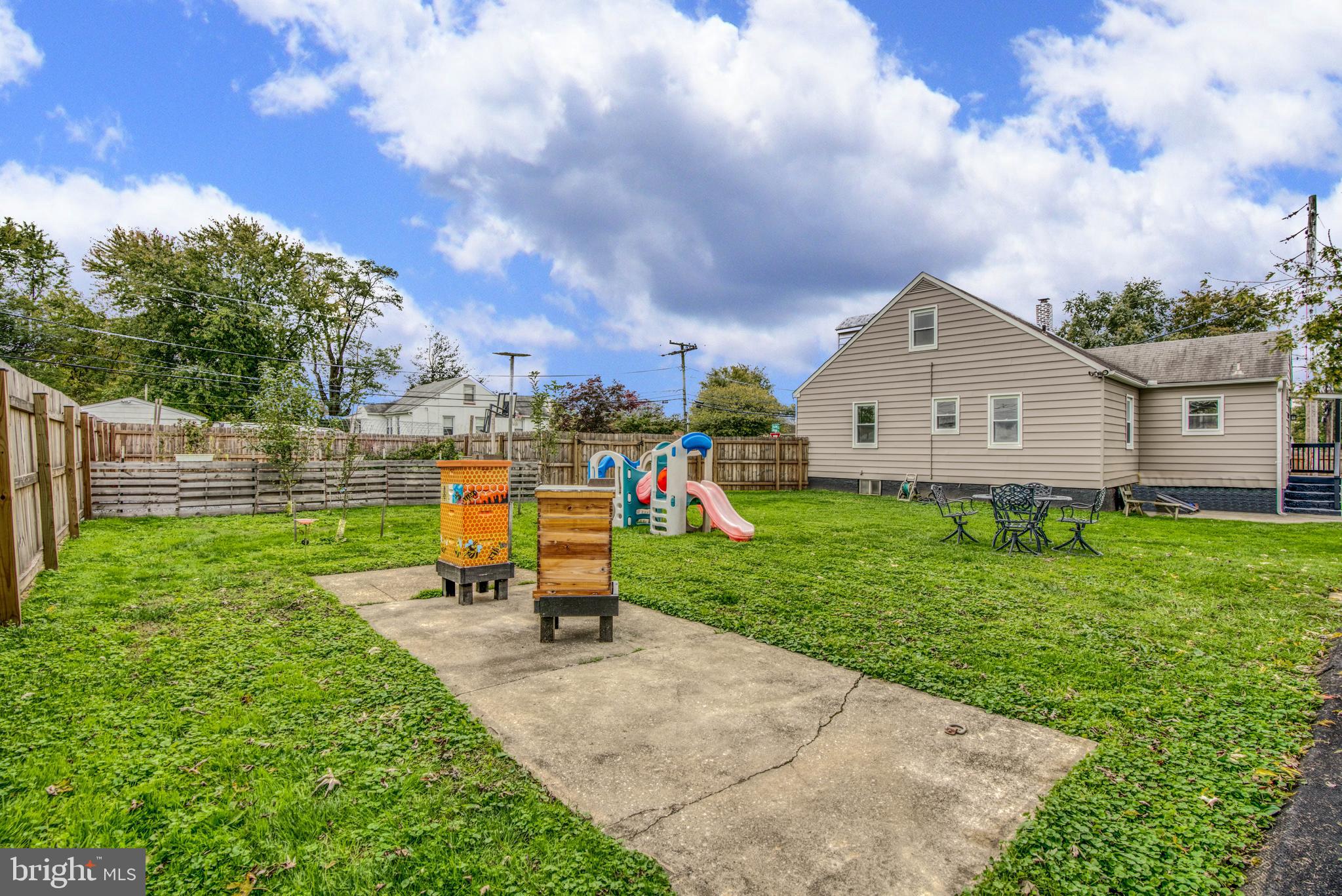 ROLAND TERRACE - Residential