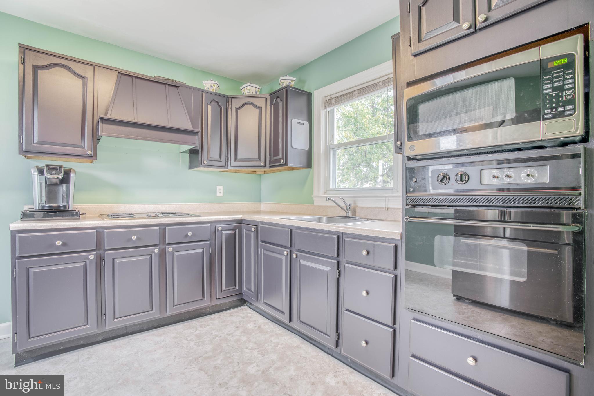 ROLAND TERRACE - Residential