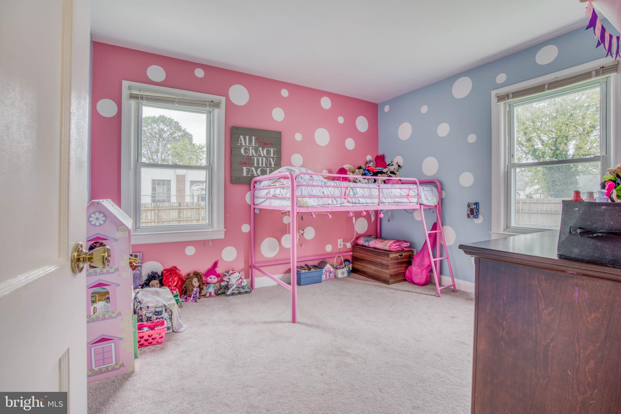 ROLAND TERRACE - Residential