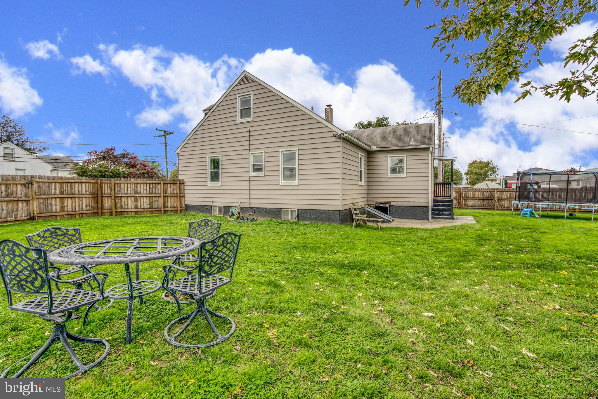 ROLAND TERRACE - Residential