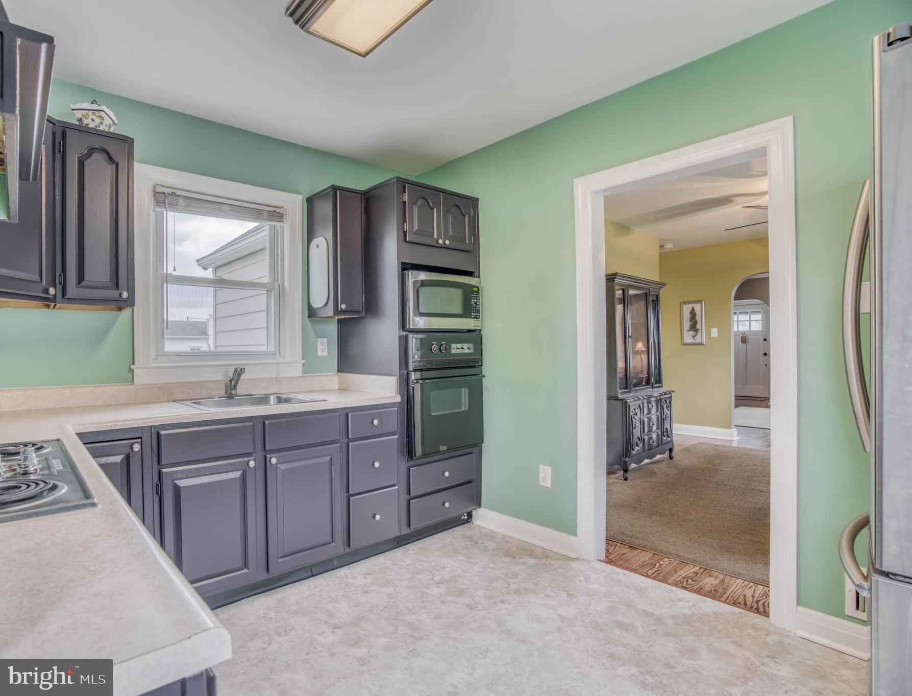 ROLAND TERRACE - Residential