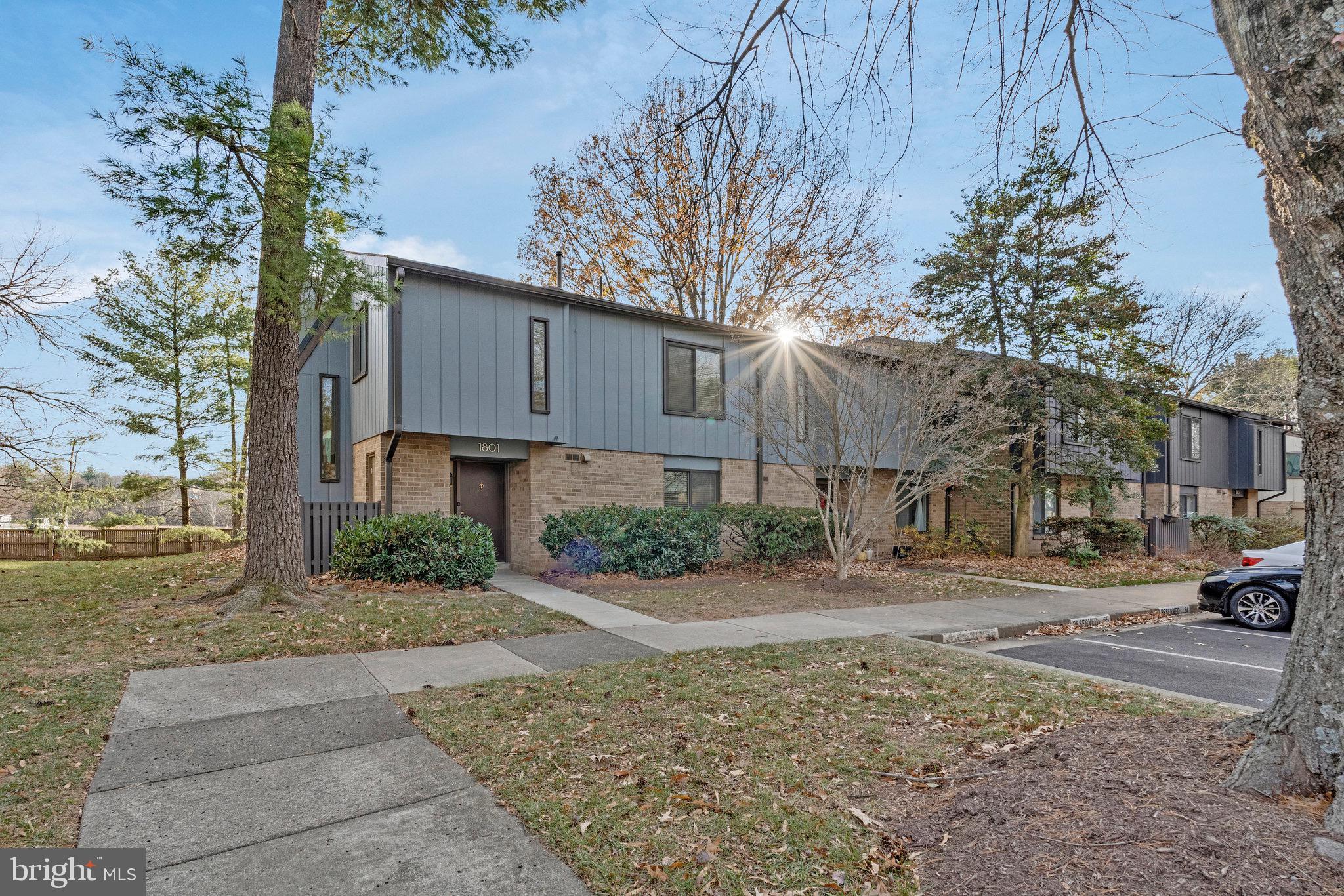 1801 IVY OAK SQUARE 65