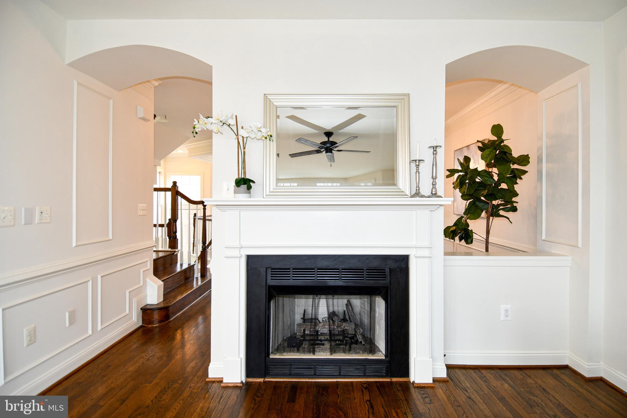 RIVER CREEK - Residential