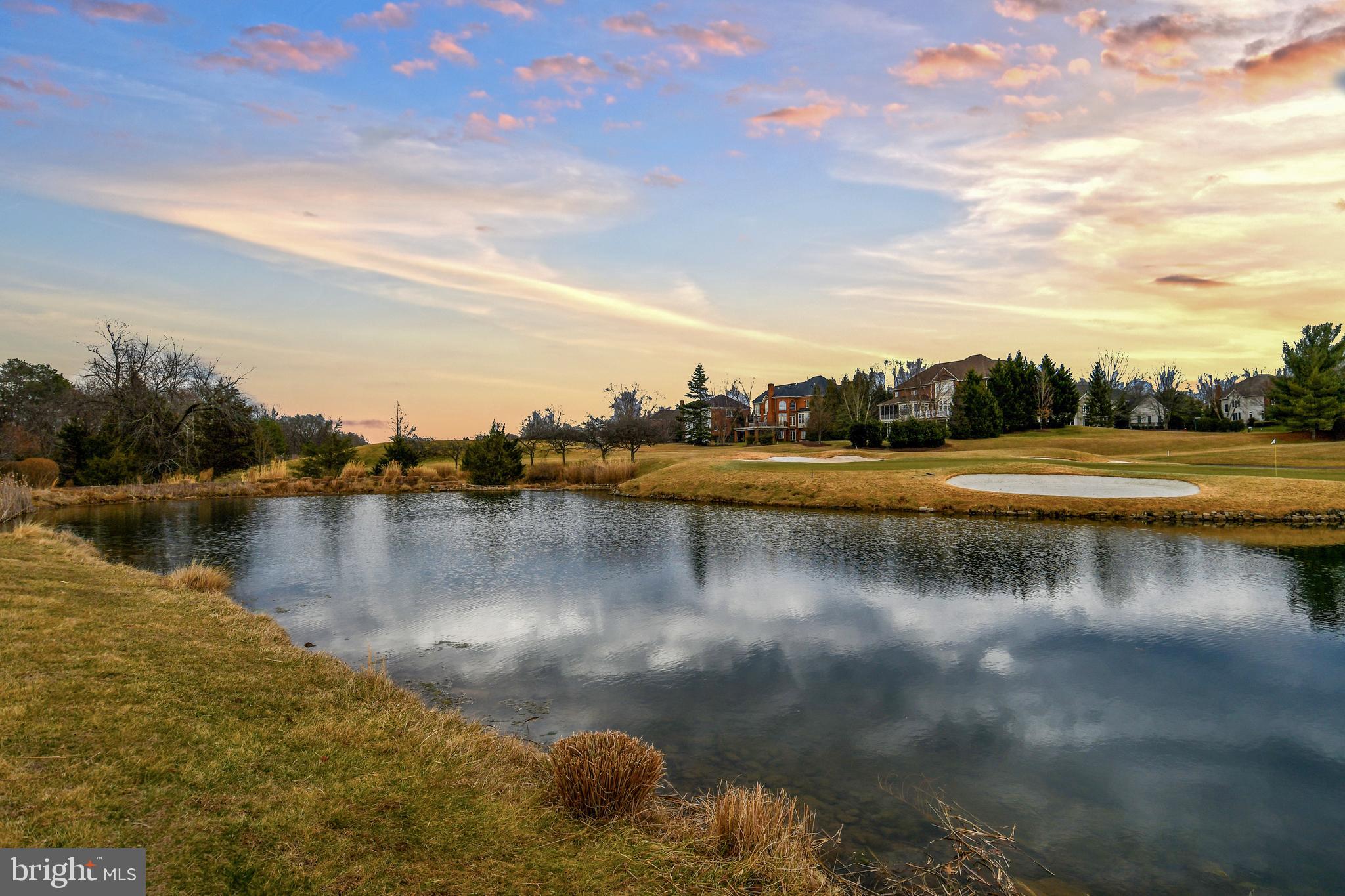 RIVER CREEK - Residential