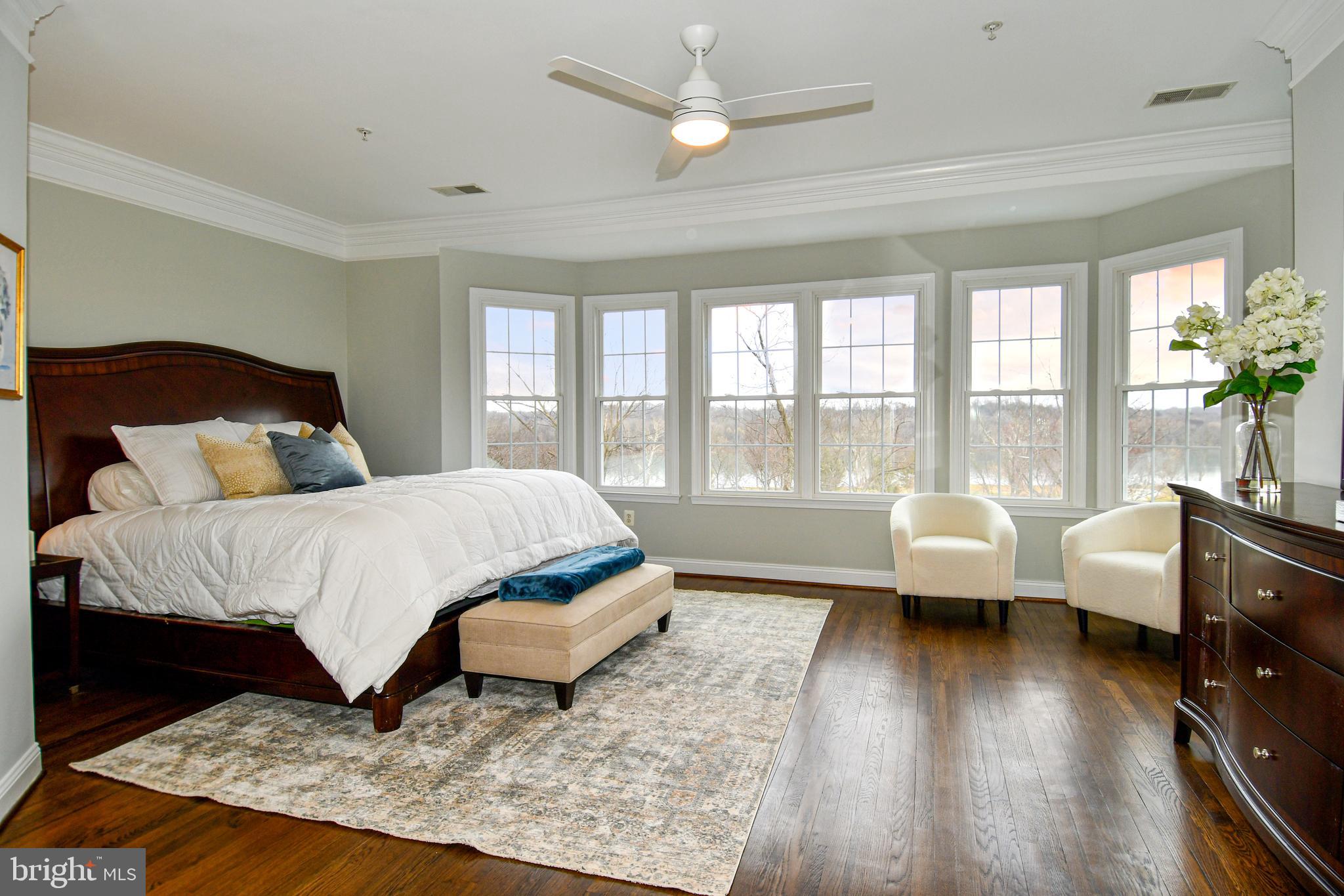 RIVER CREEK - Residential