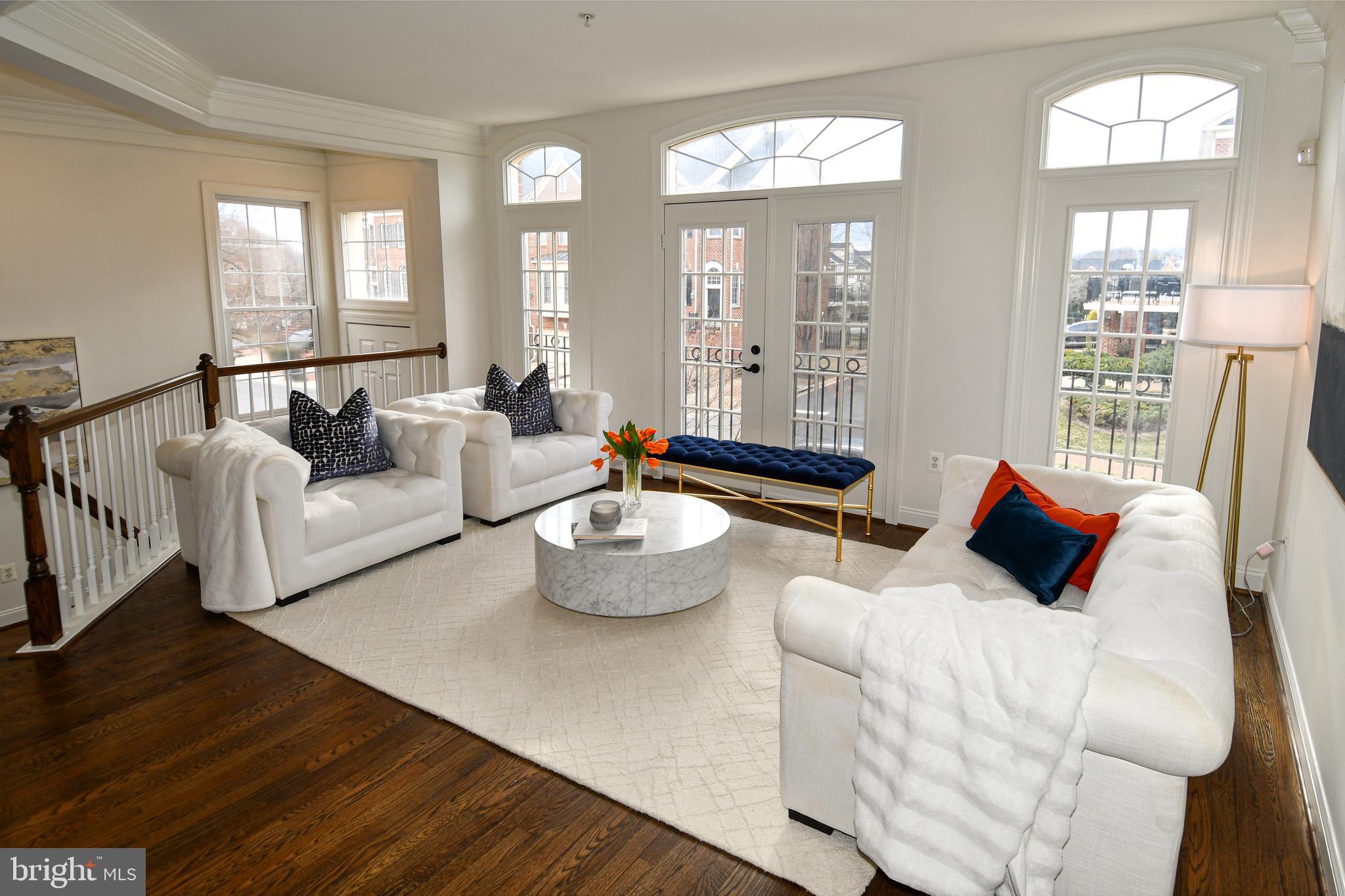 RIVER CREEK - Residential