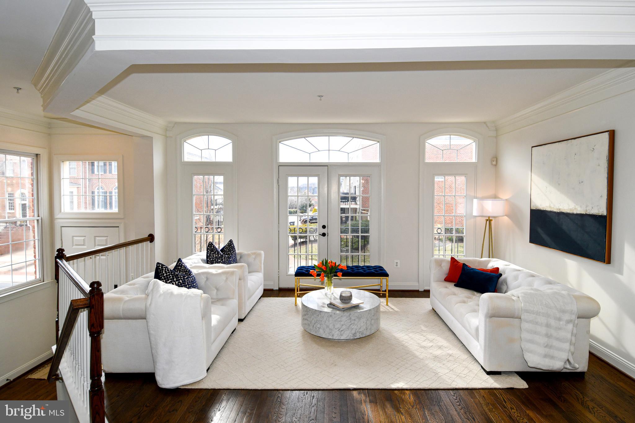 RIVER CREEK - Residential