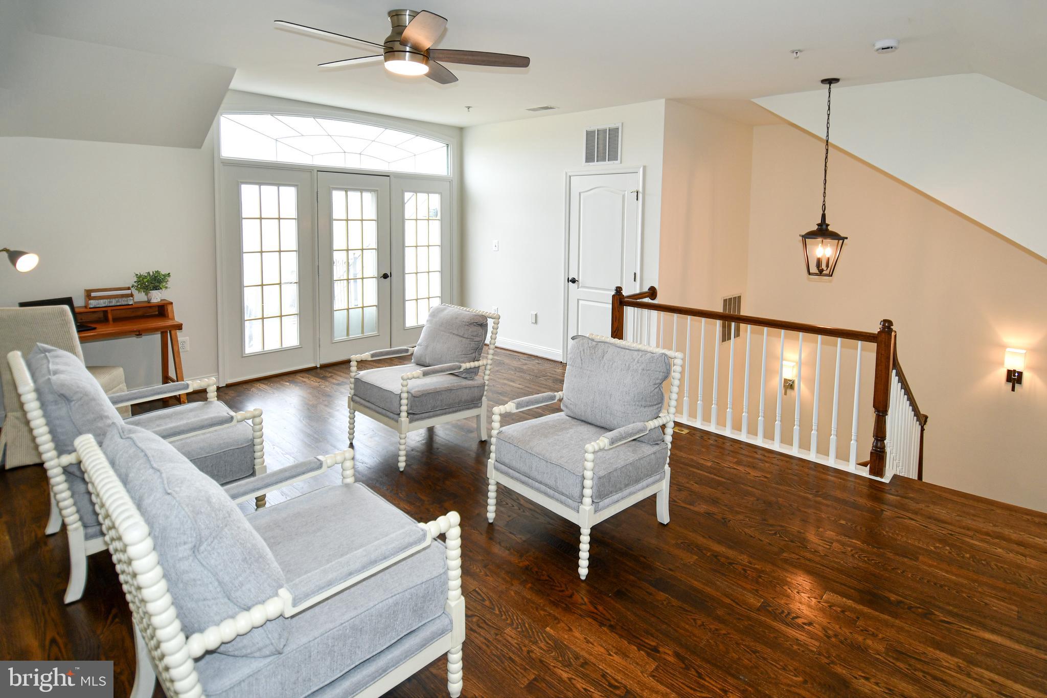 RIVER CREEK - Residential