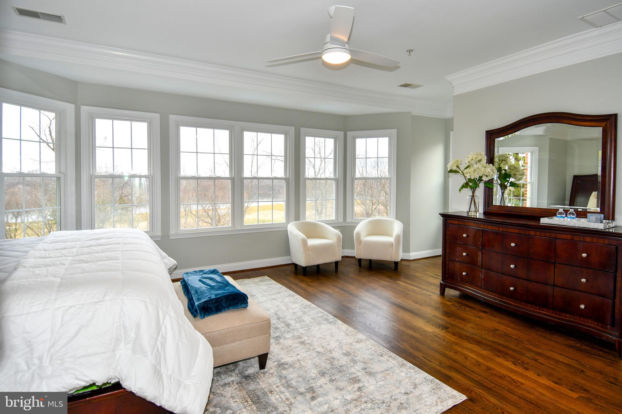 RIVER CREEK - Residential