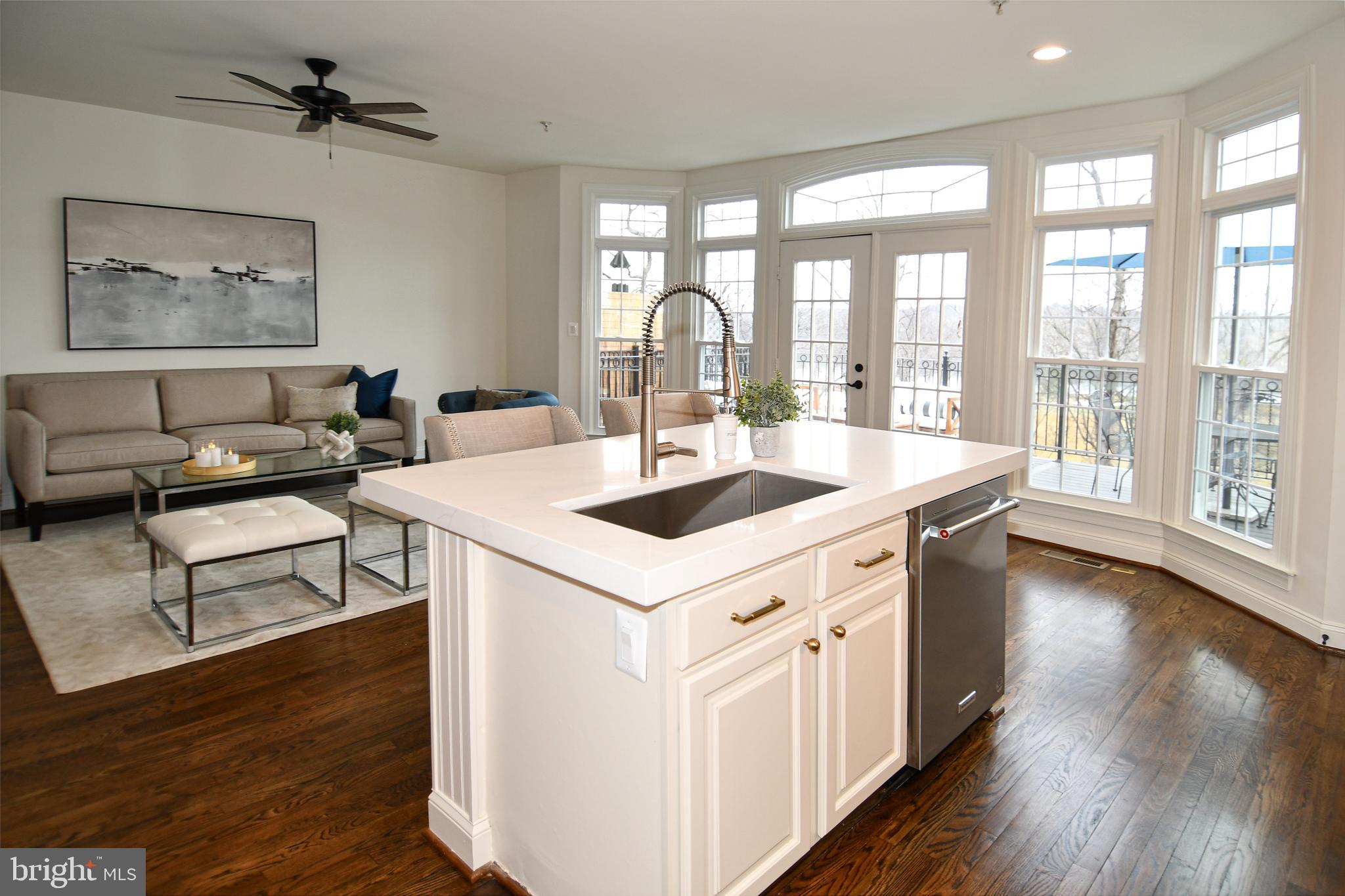 RIVER CREEK - Residential