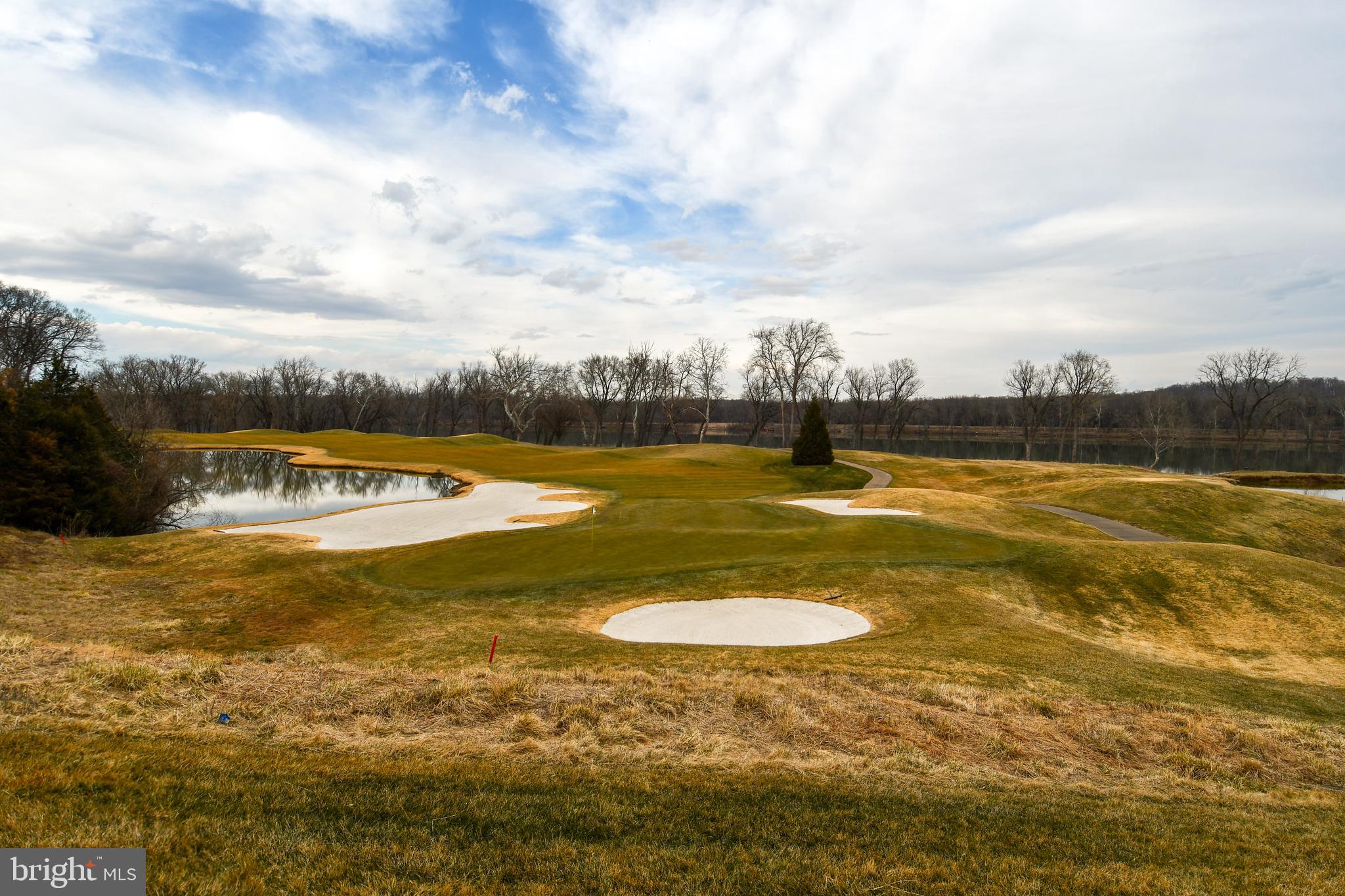 RIVER CREEK - Residential