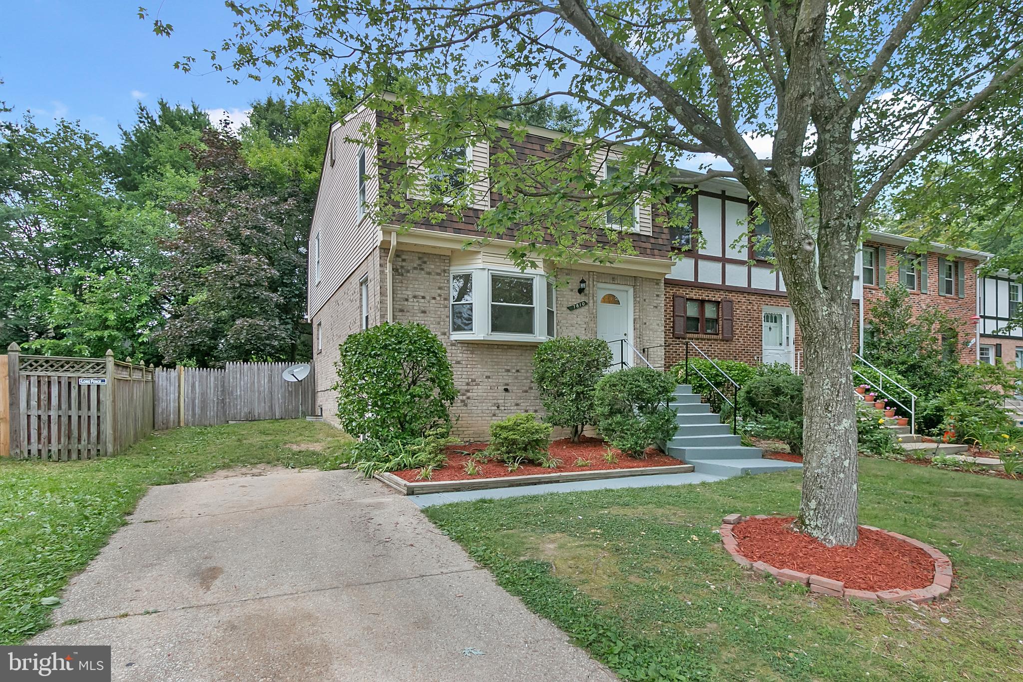 LAURELTON FOREST - Residential