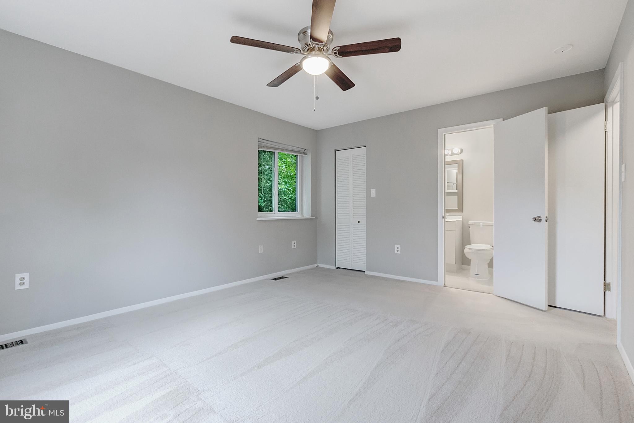 LAURELTON FOREST - Residential