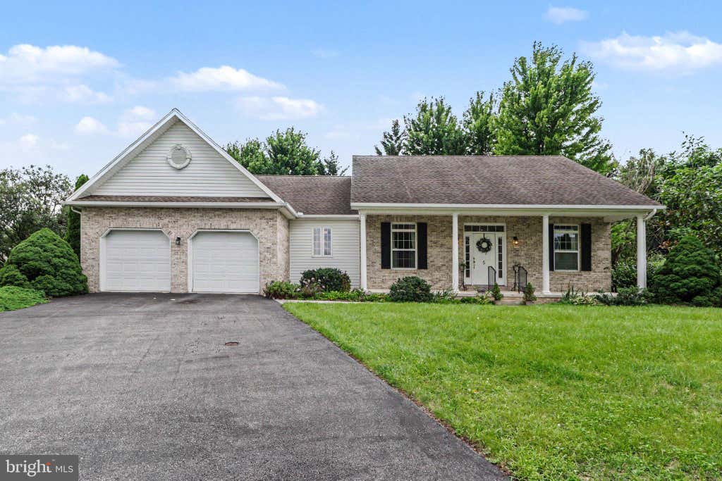 Photo of 5 Baird Court, CARLISLE, PA 17013 (MLS # PACB2057442)