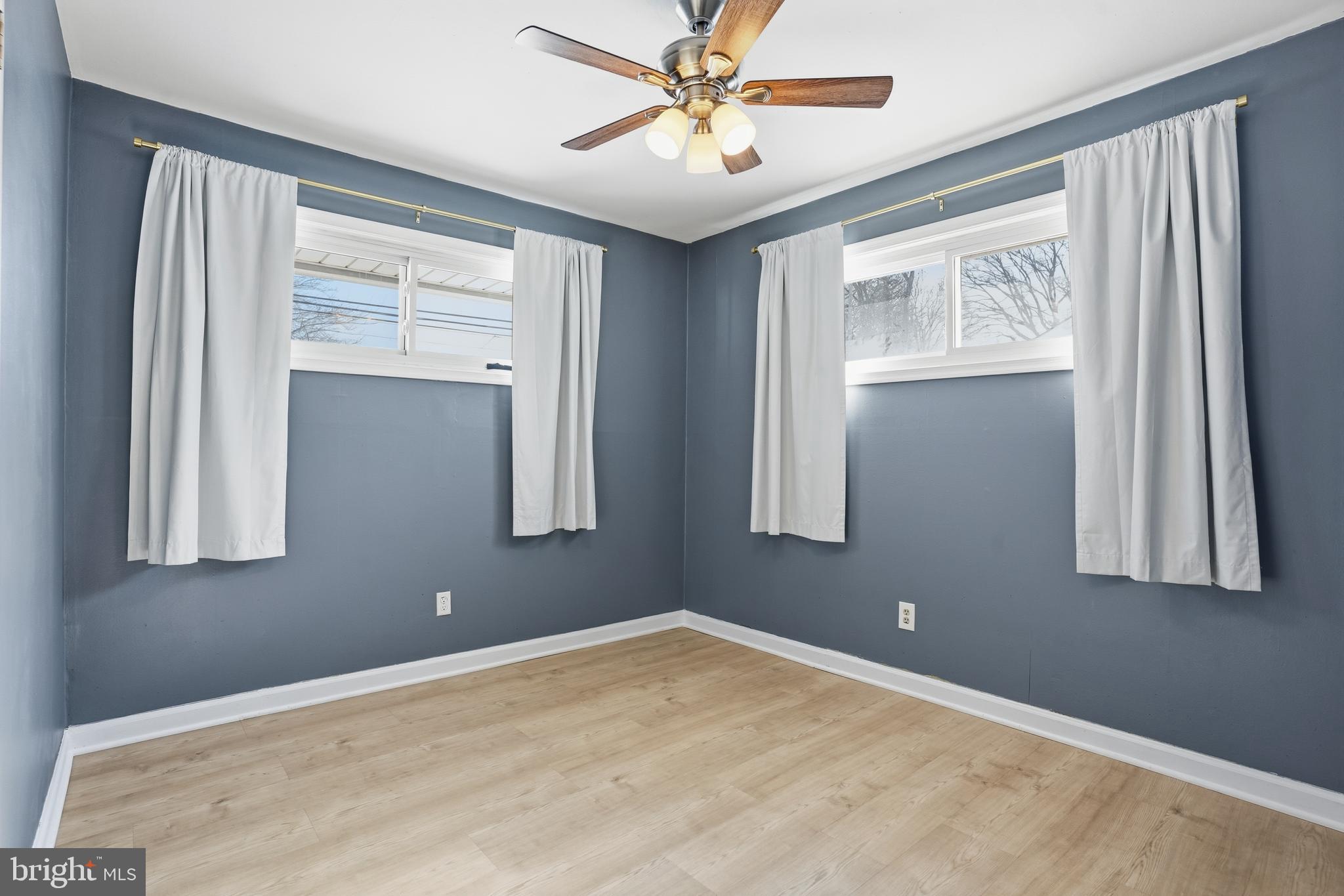 LAUREL BEND - Residential