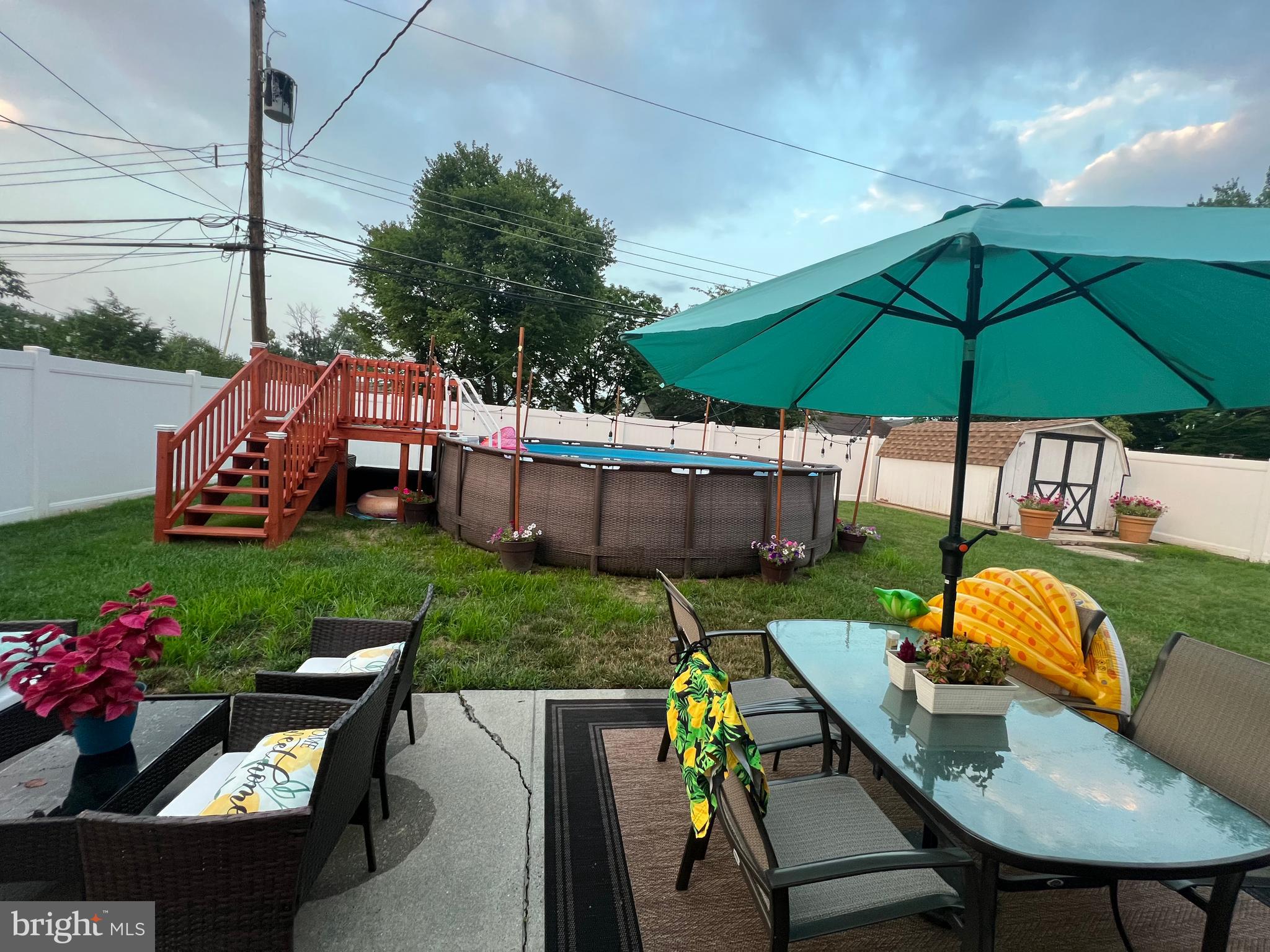 LAUREL BEND - Residential