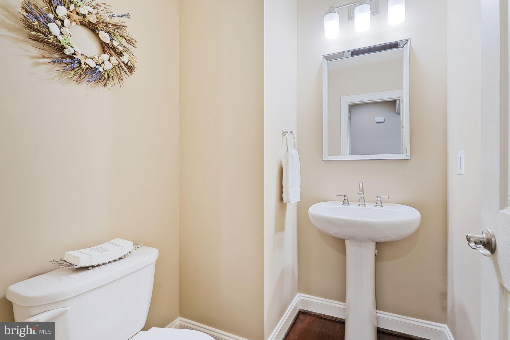 KINGSTOWNE - Residential