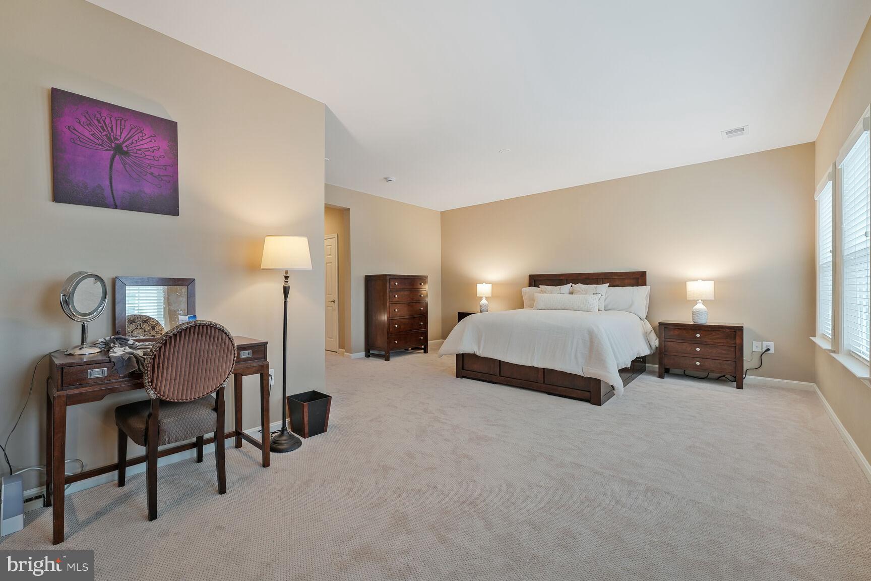 KINGSTOWNE - Residential