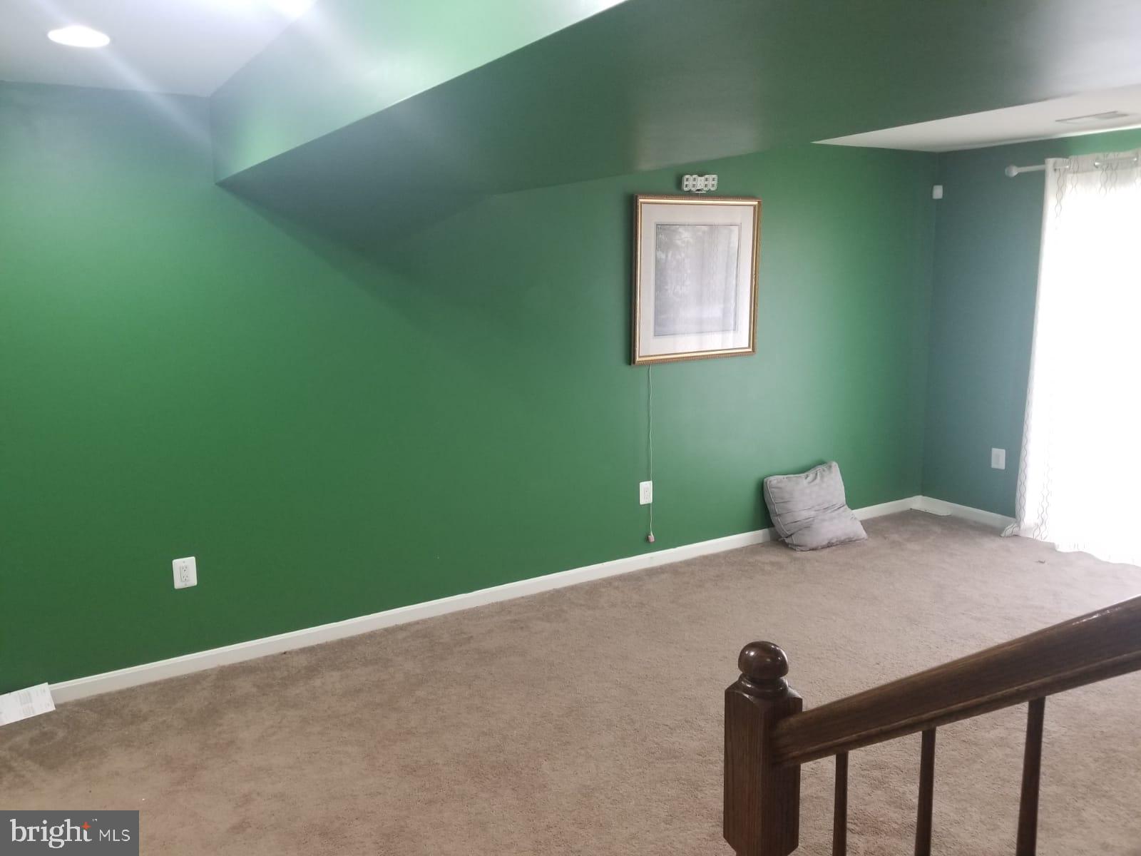 HUNTER RIDGE ESTATES - Residential