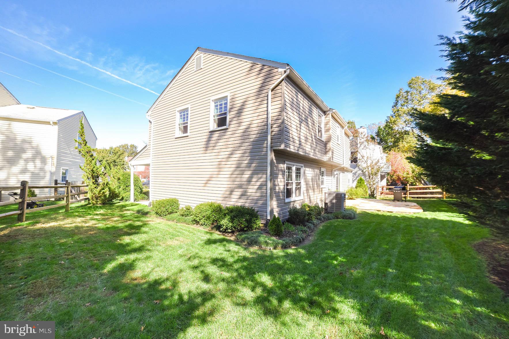 HAMPSHIRE - Residential