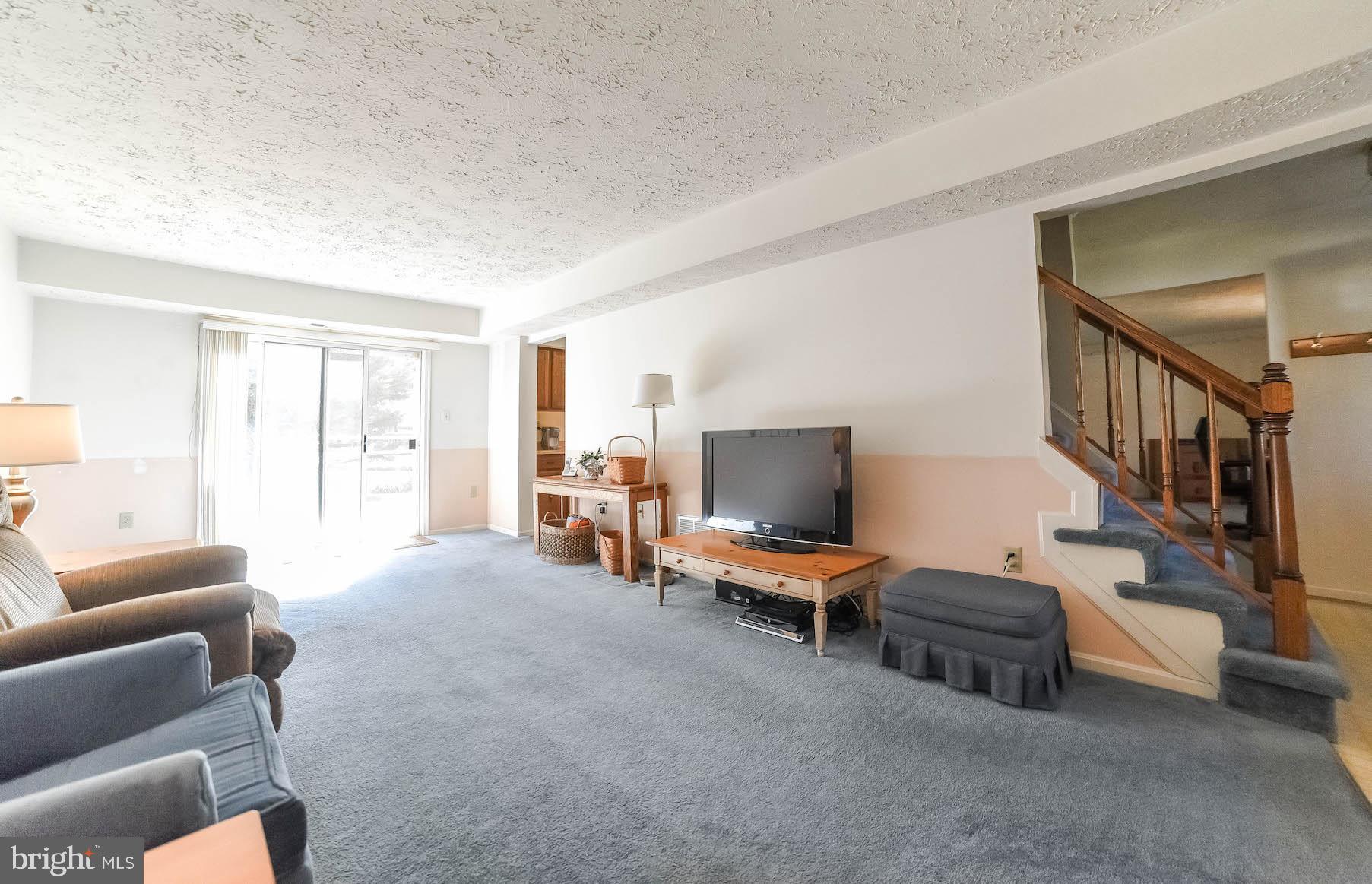 HAMPSHIRE - Residential