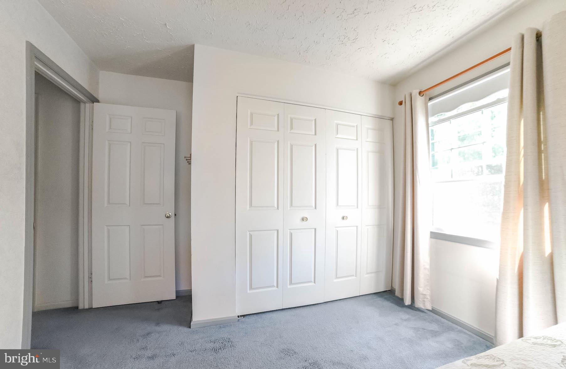 HAMPSHIRE - Residential