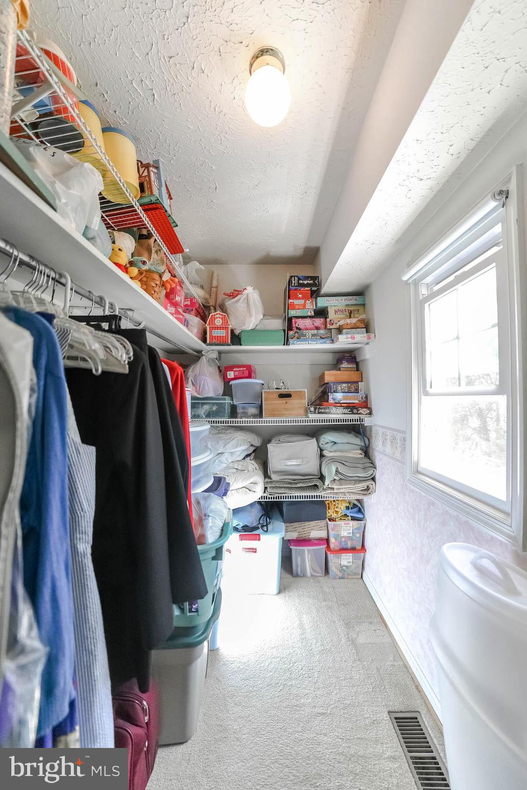 HAMPSHIRE - Residential