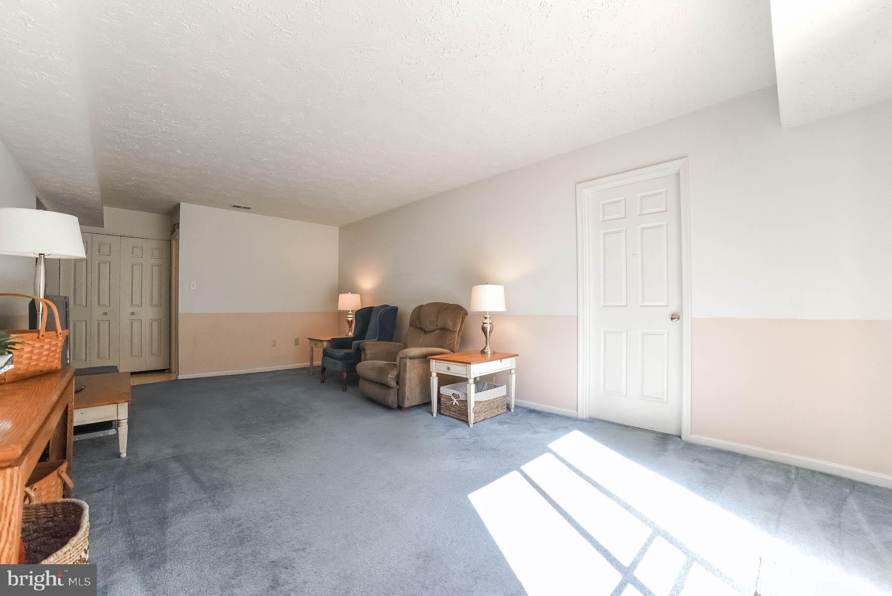 HAMPSHIRE - Residential