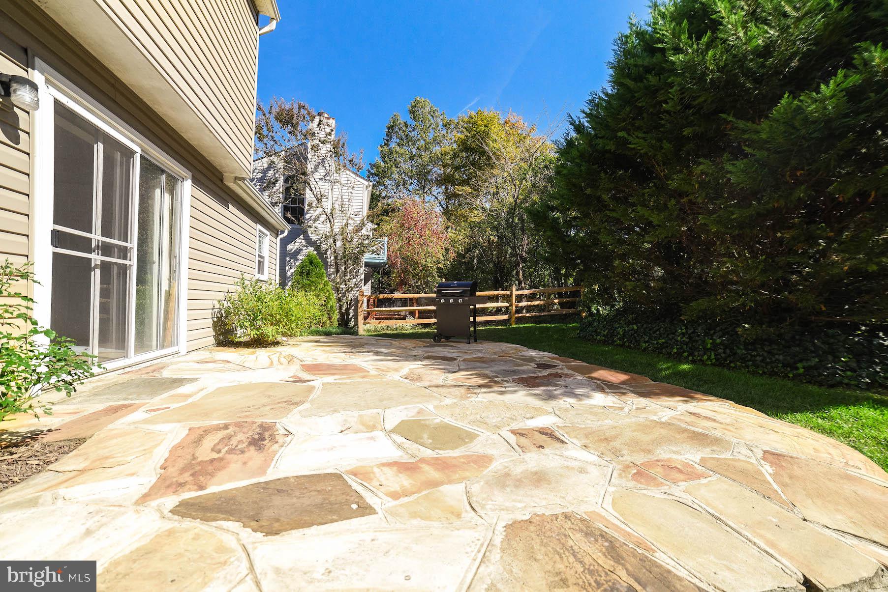 HAMPSHIRE - Residential