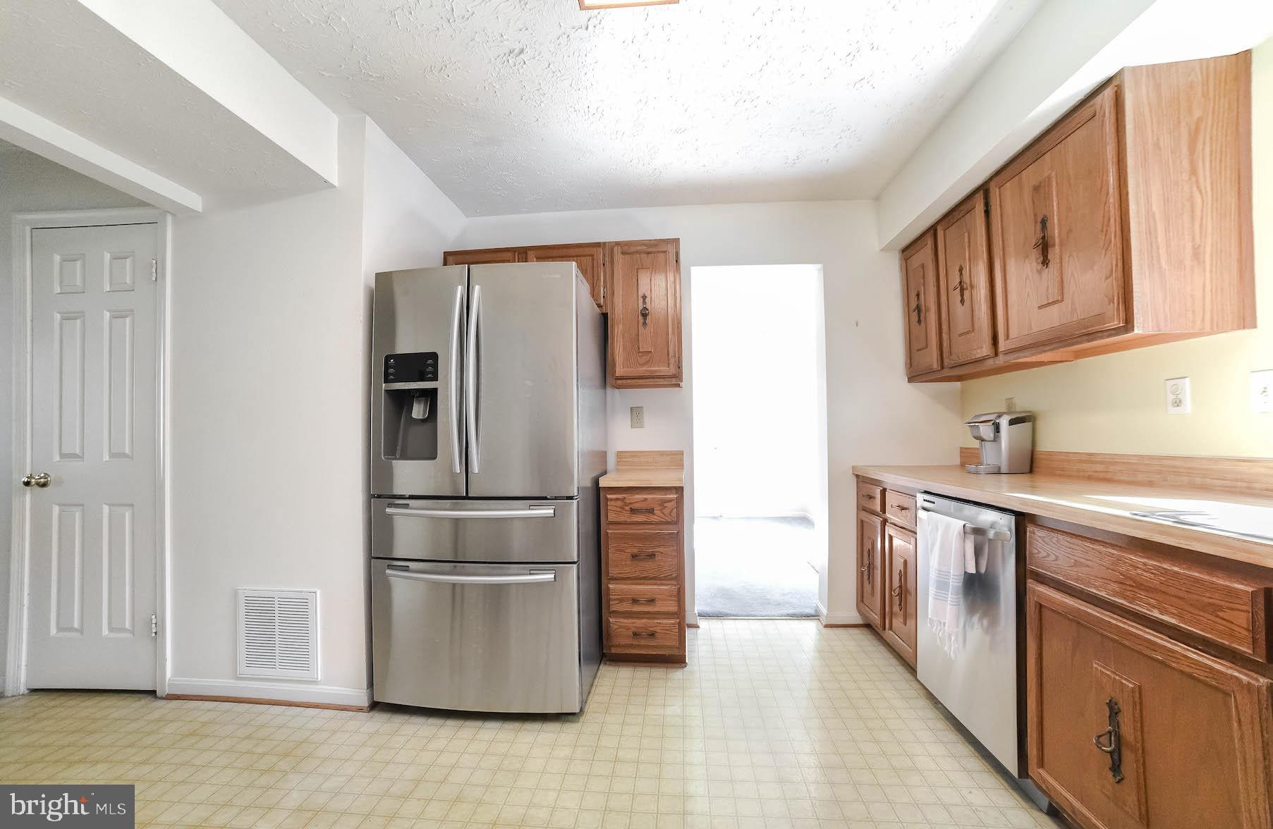 HAMPSHIRE - Residential